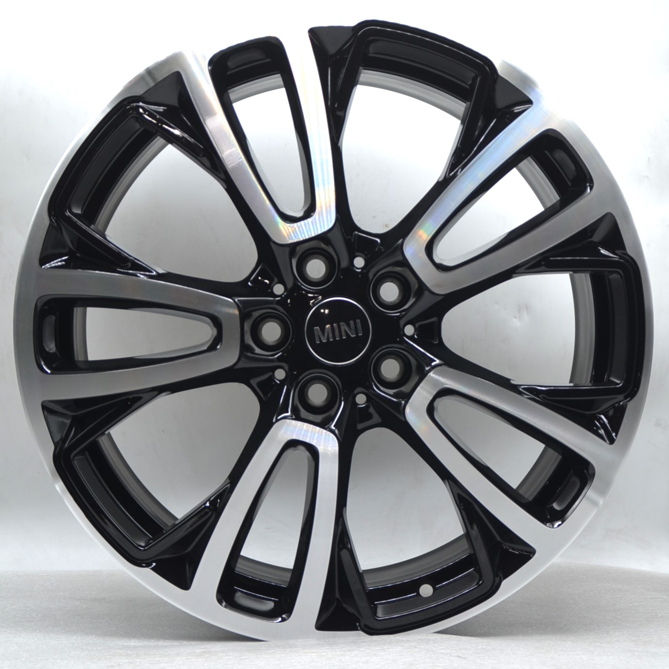 Mini Mini Countryman F60 6888853 19"