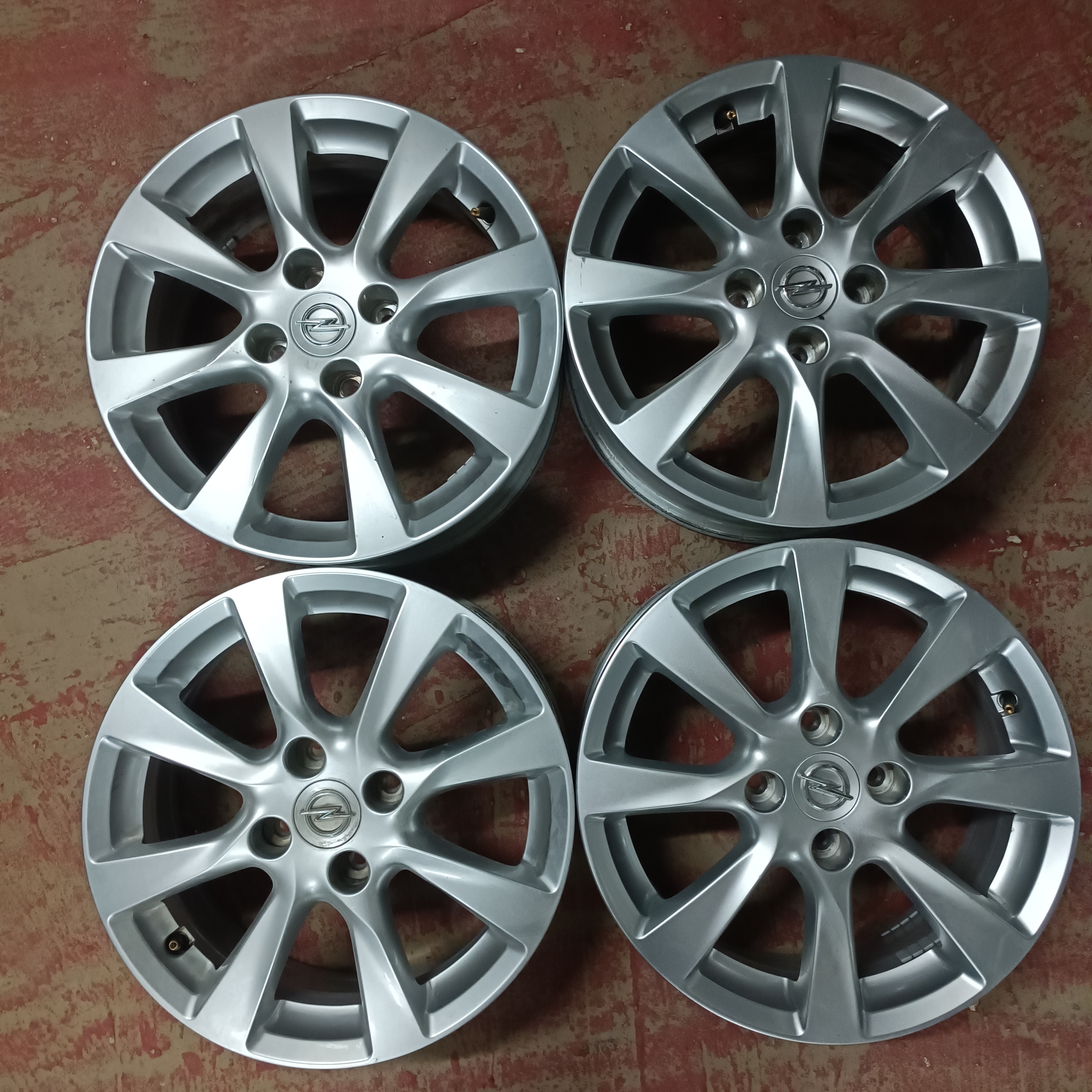 Opel CORSA - 9832274480 16"