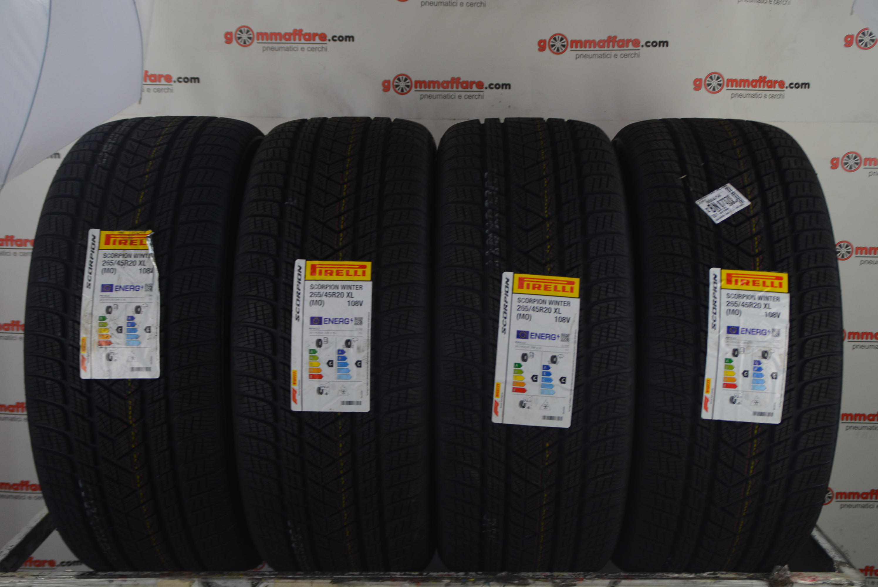 Pirelli Scorpion Winter MO 265/45 R20