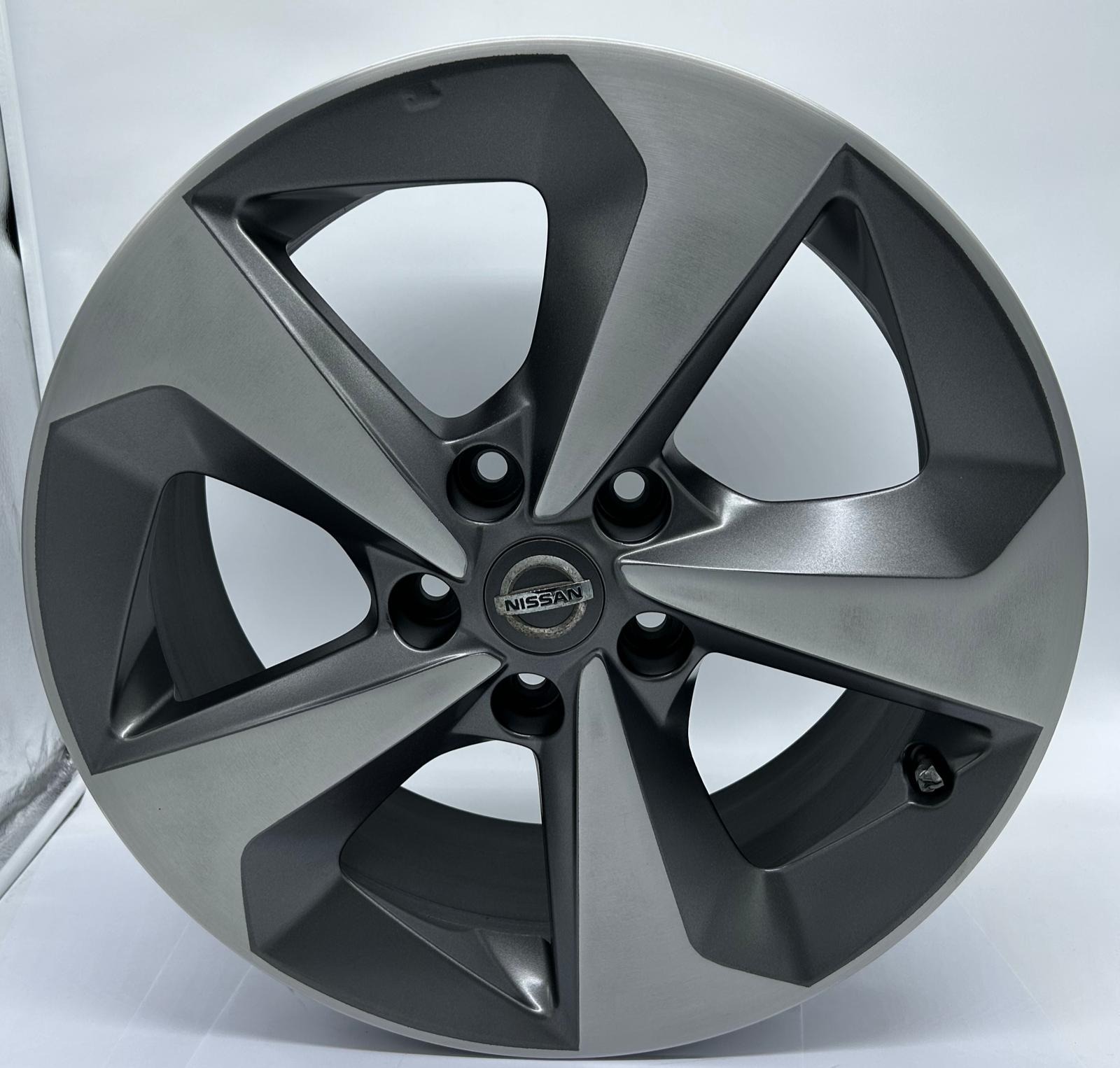 Nissan QASHQAI Juke - 1C58HV01C 17"