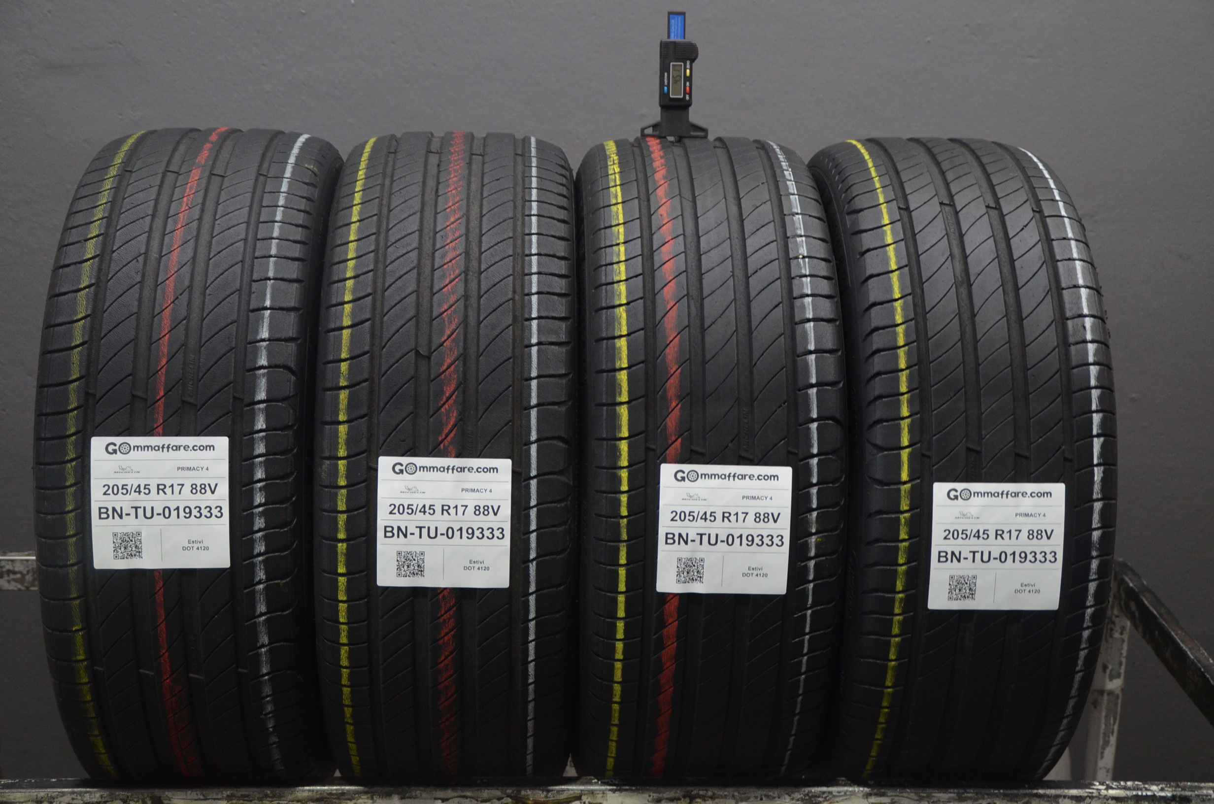 Michelin PRIMACY 4 205/45 R17
