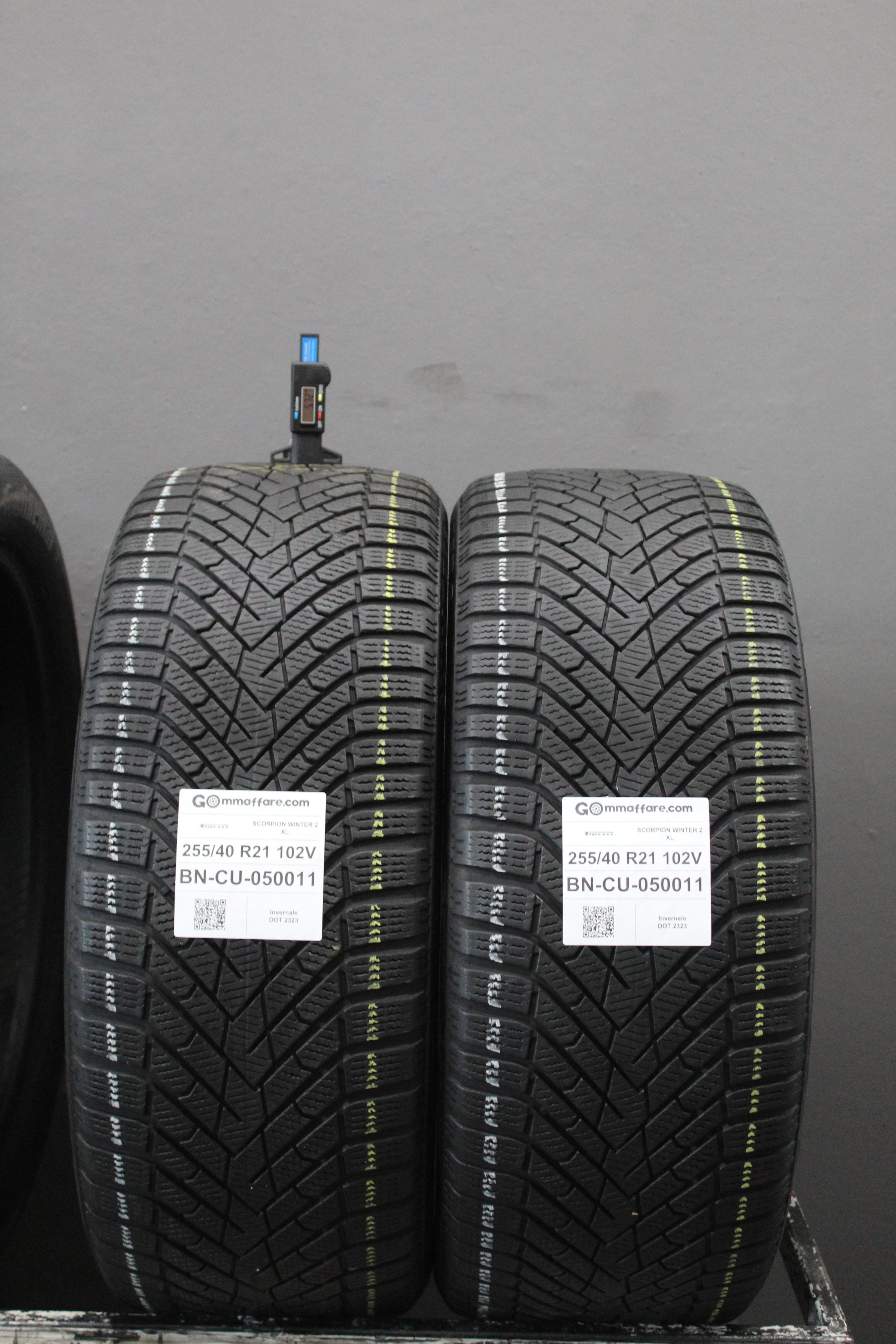 Pirelli SCORPION WINTER 2 XL 255/40 R21