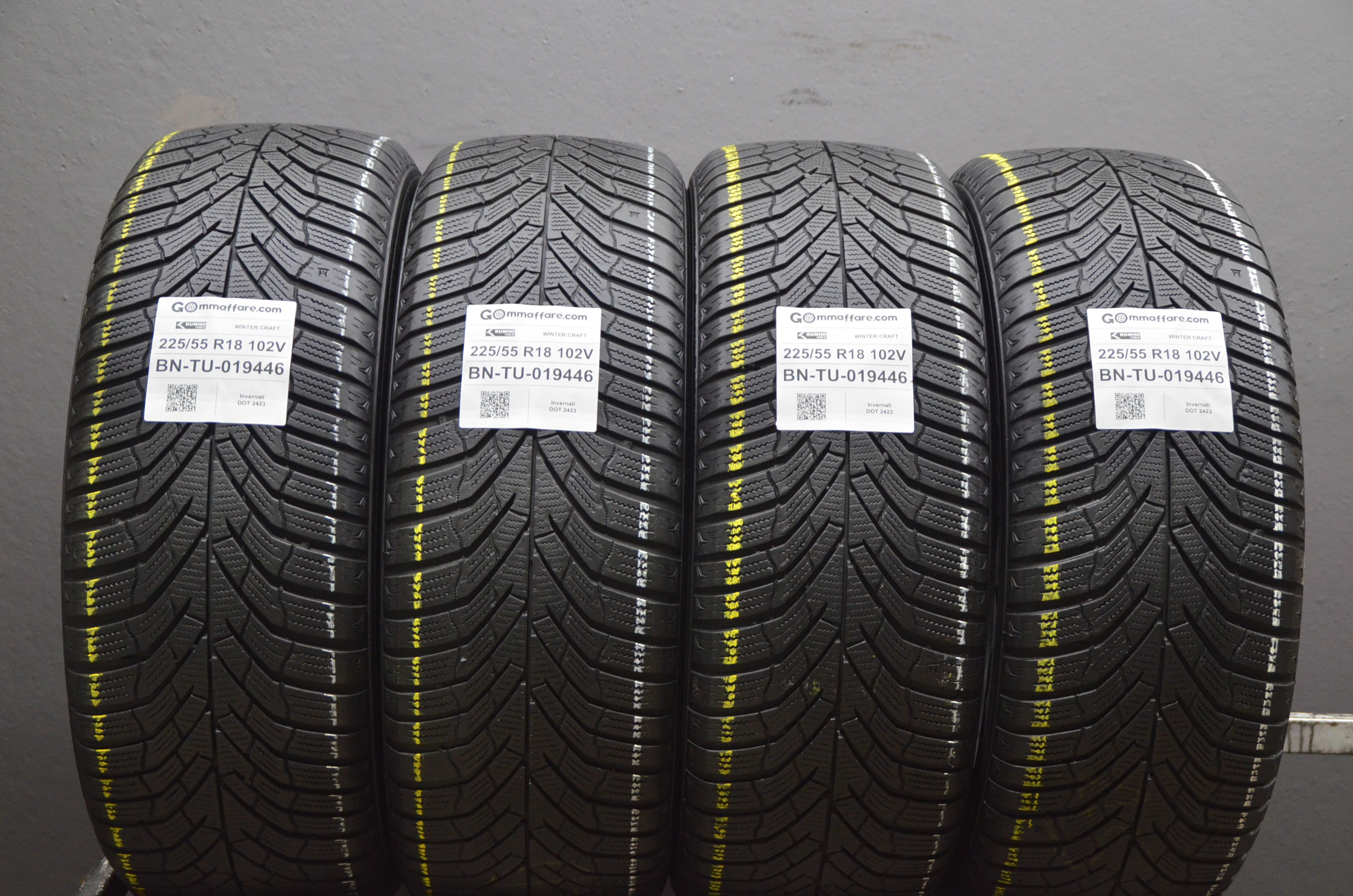 Kumho Tire WINTER CRAFT 225/55 R18