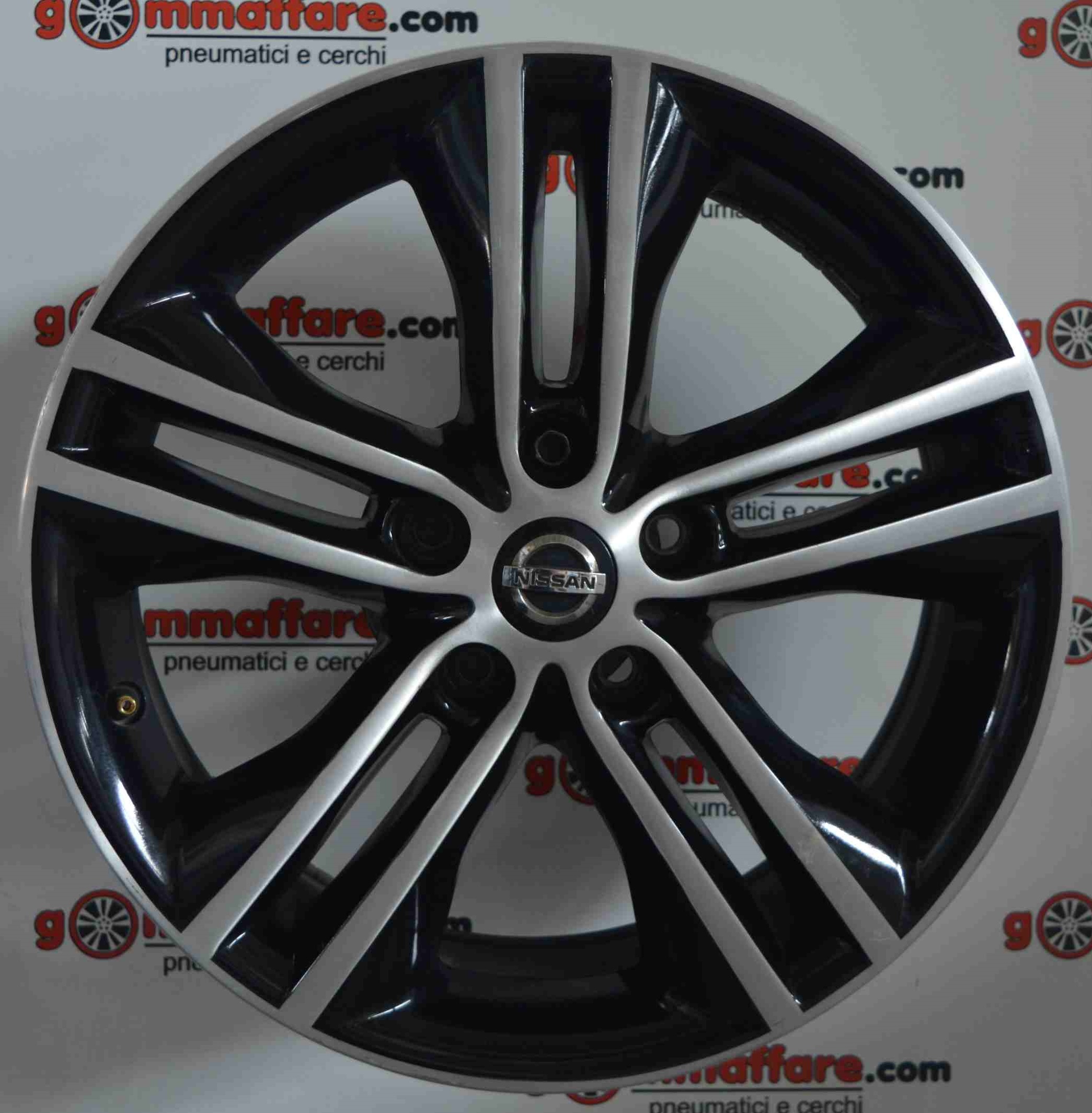 Nissan QASHQAI tekna 17"