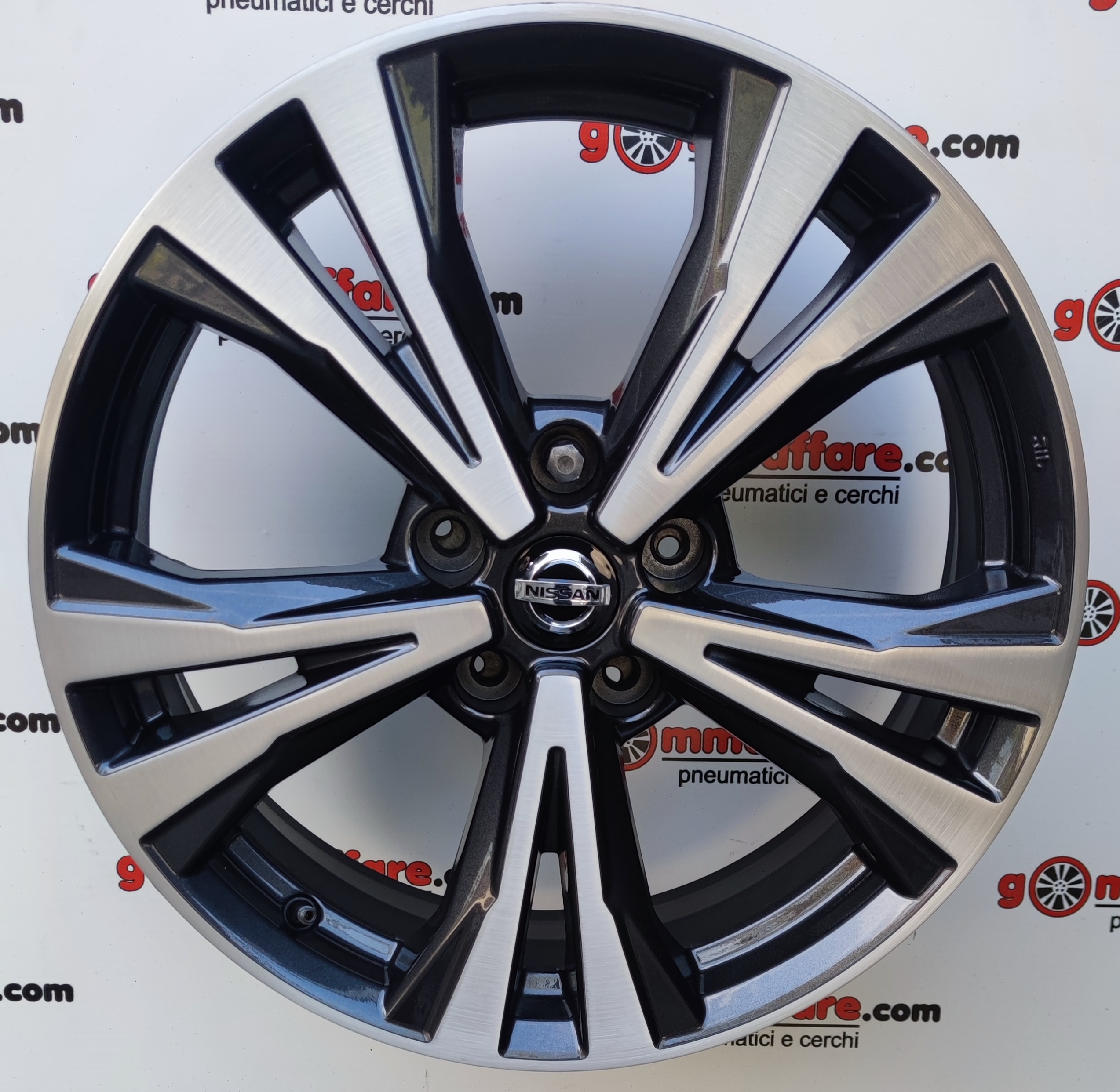 Nissan QASHQAI 18"