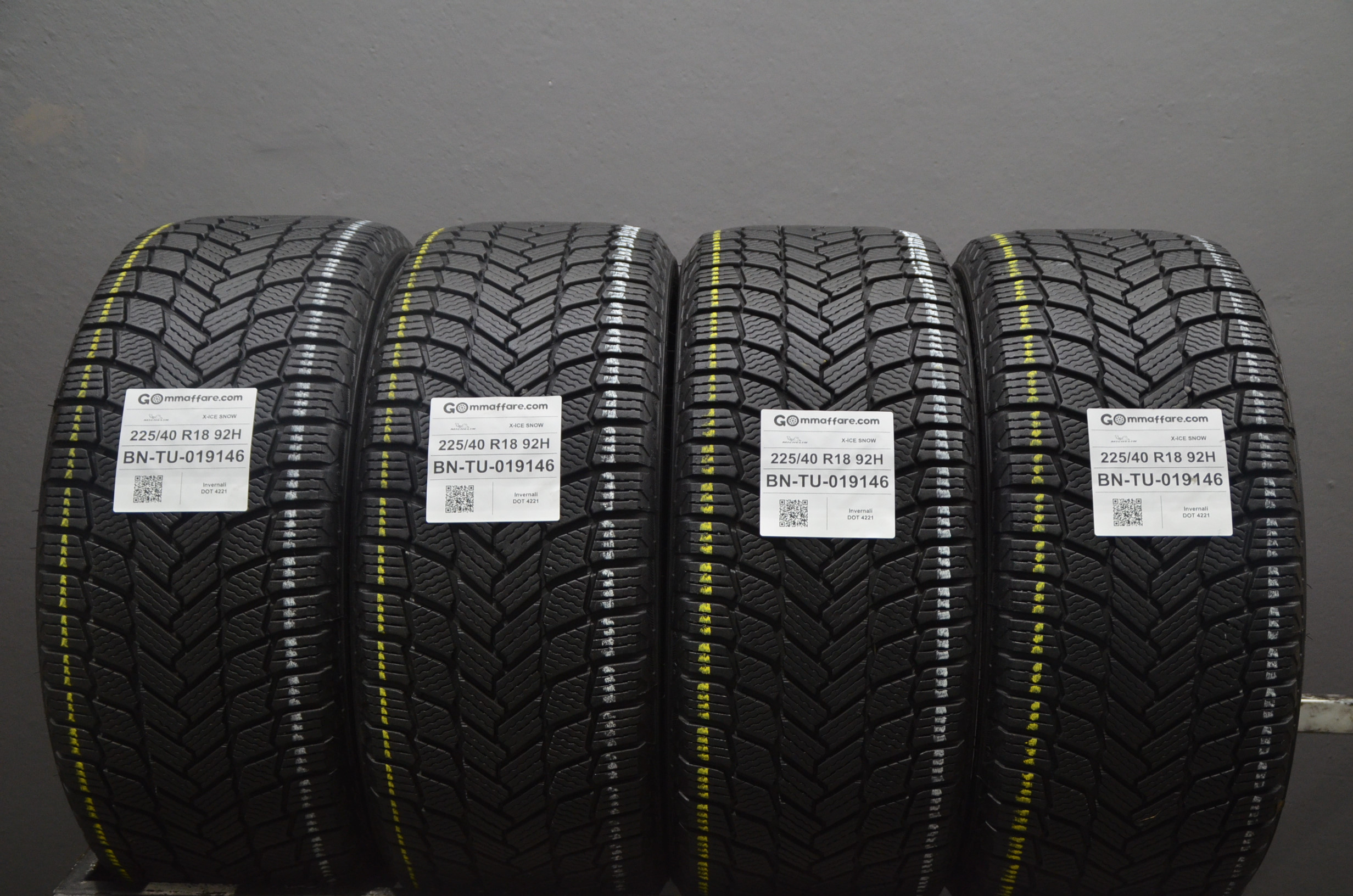 Michelin X-ICE SNOW 225/40 R18