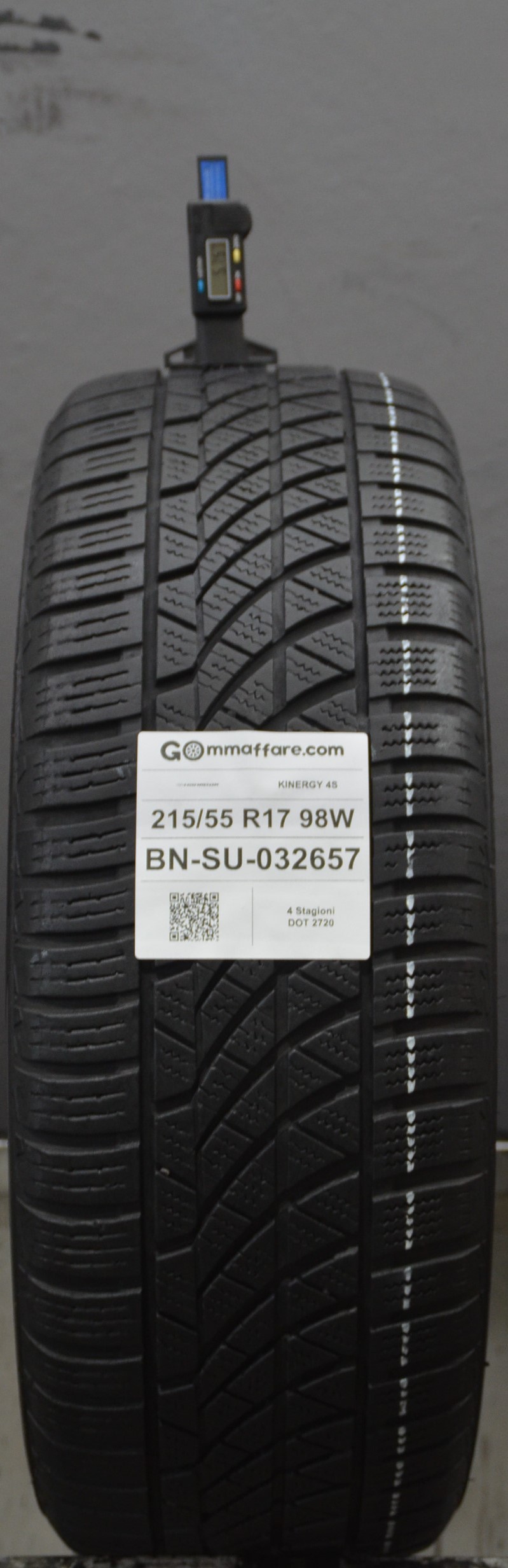 Hankook KINERGY 4S 215/55 R17