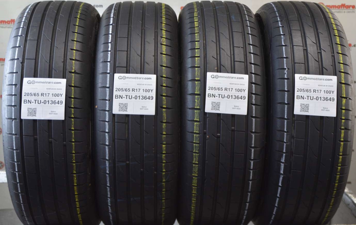 Hankook VENTUS S1 EVO3 * 205/65 R17