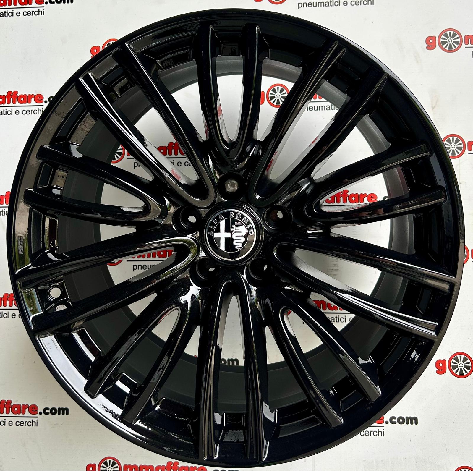 Alfa Romeo NEW GIULIA Differenziato 18"