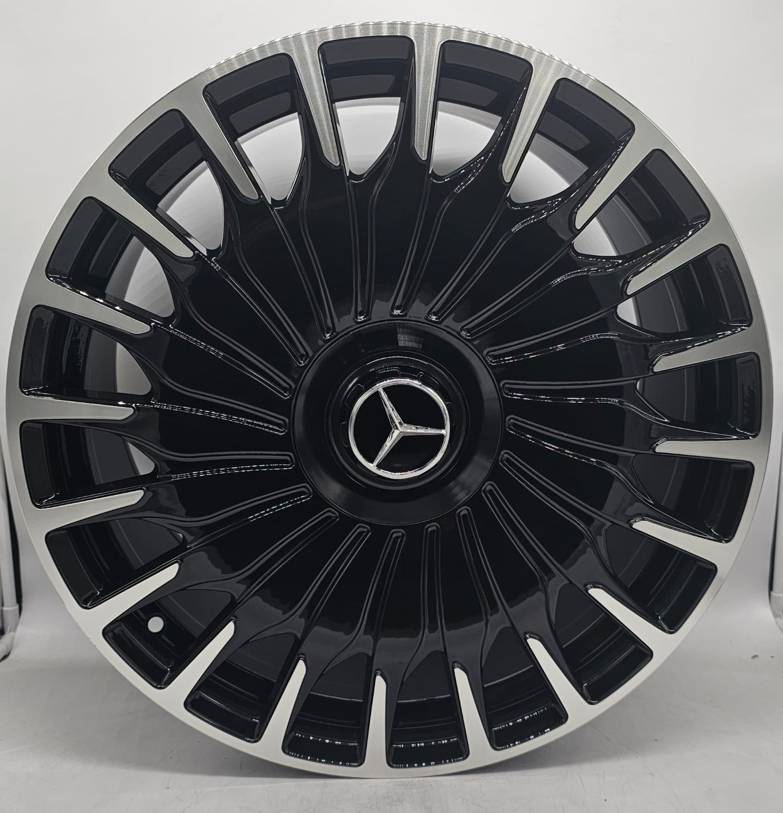 Inovit MERCEDES 20"