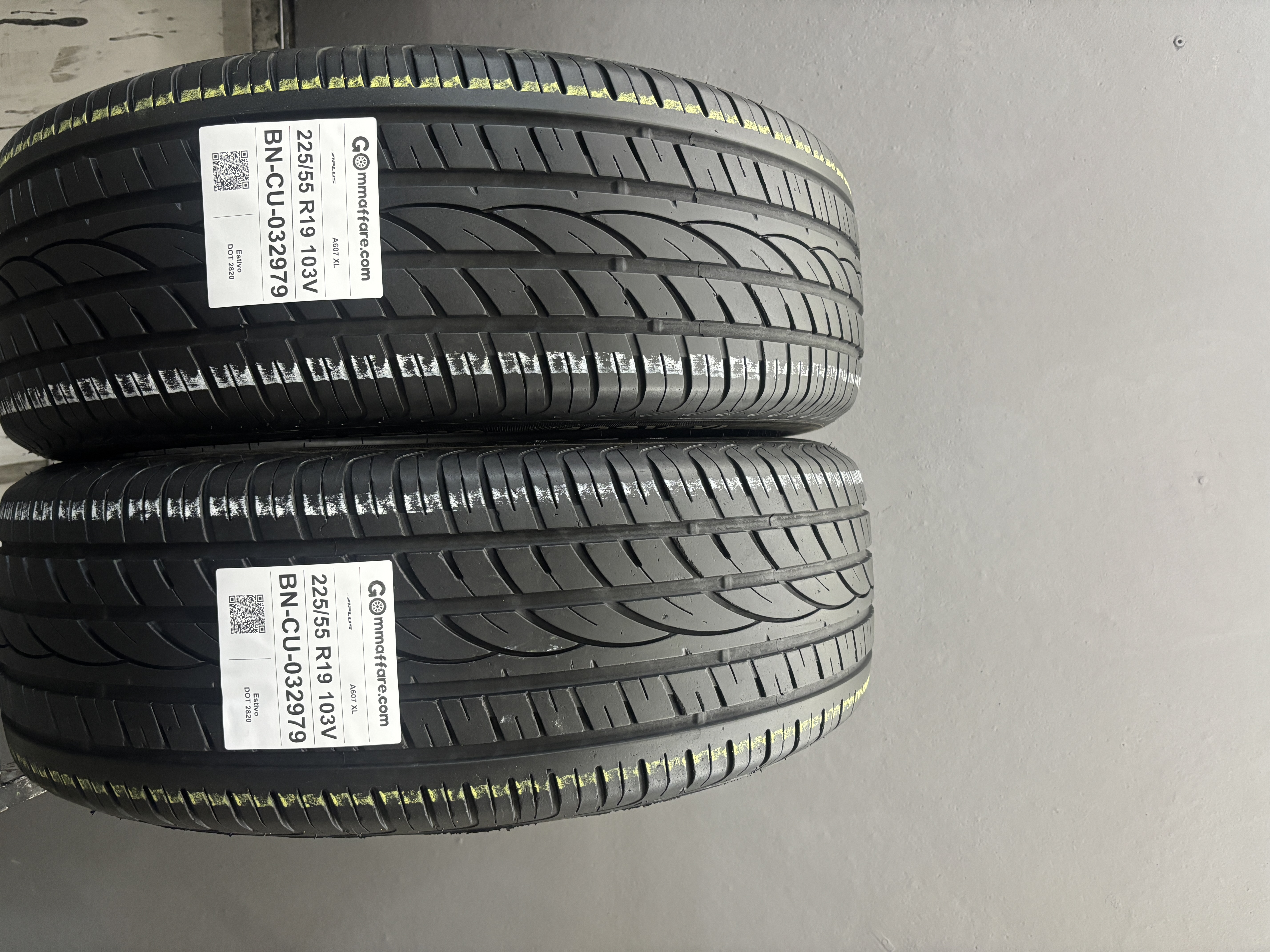 Aplus A607 XL 225/55 R19