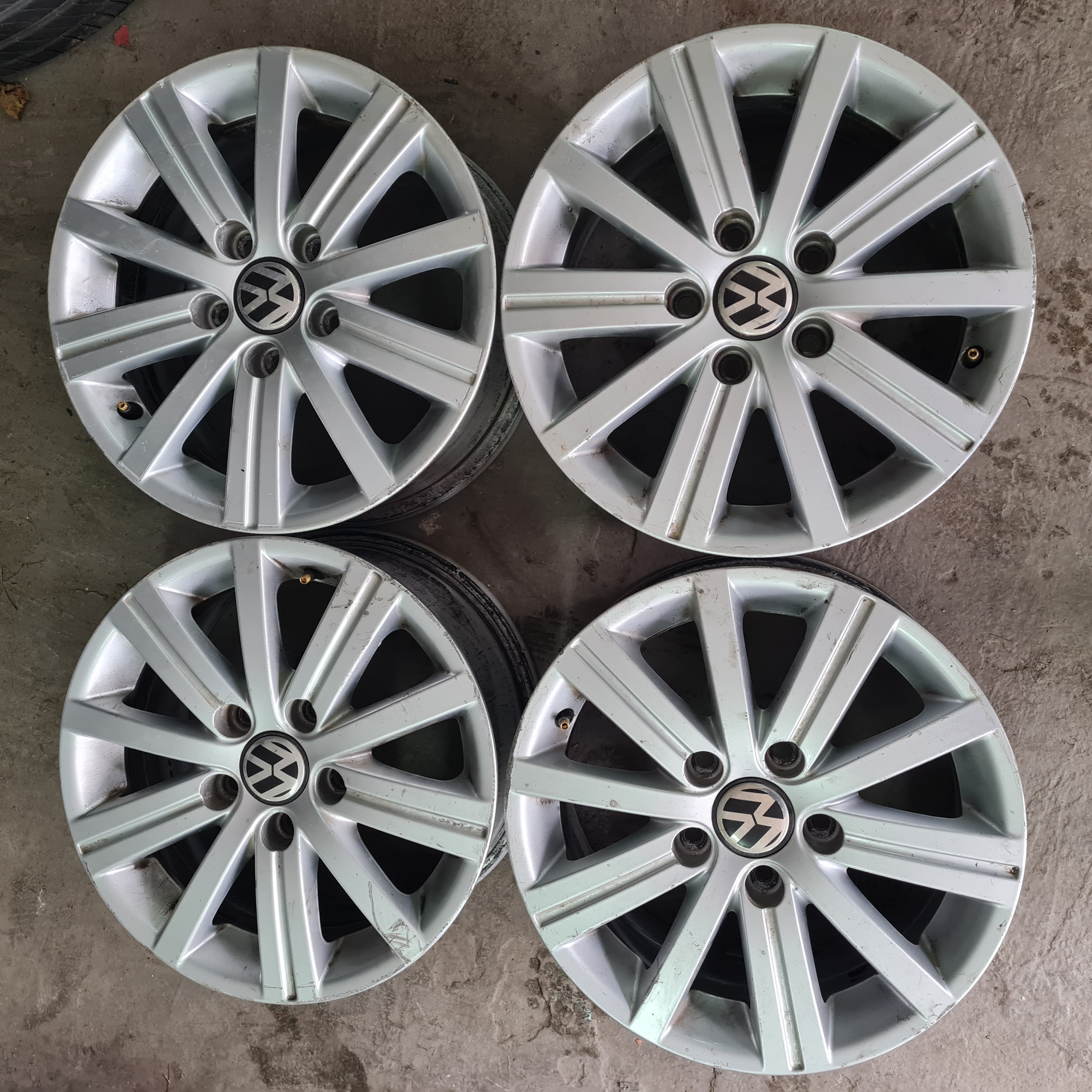 Volkswagen GOLF 6  5K0601025J
