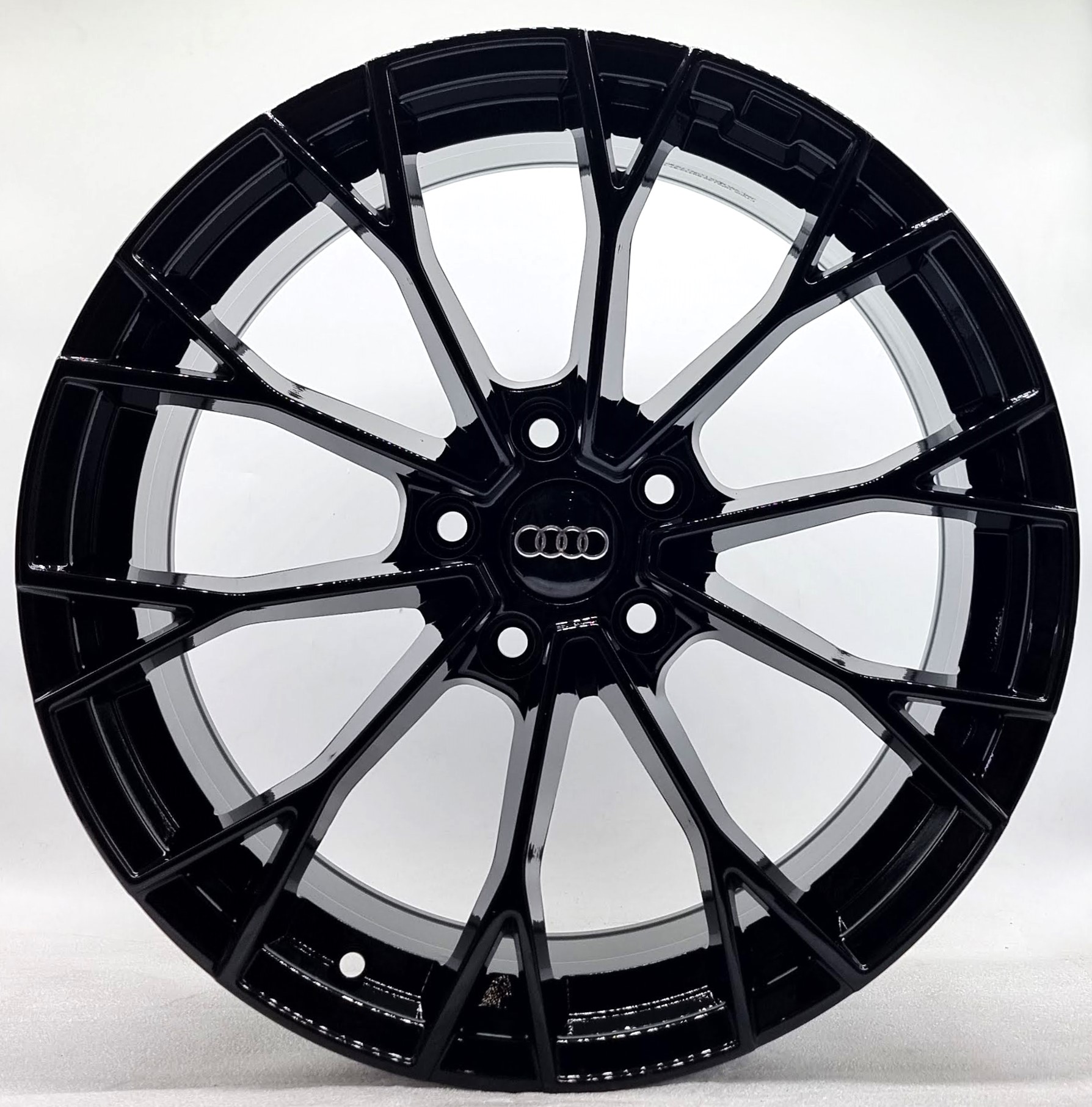Inovit FT995 VOLKSWAGEN AUDI 18"