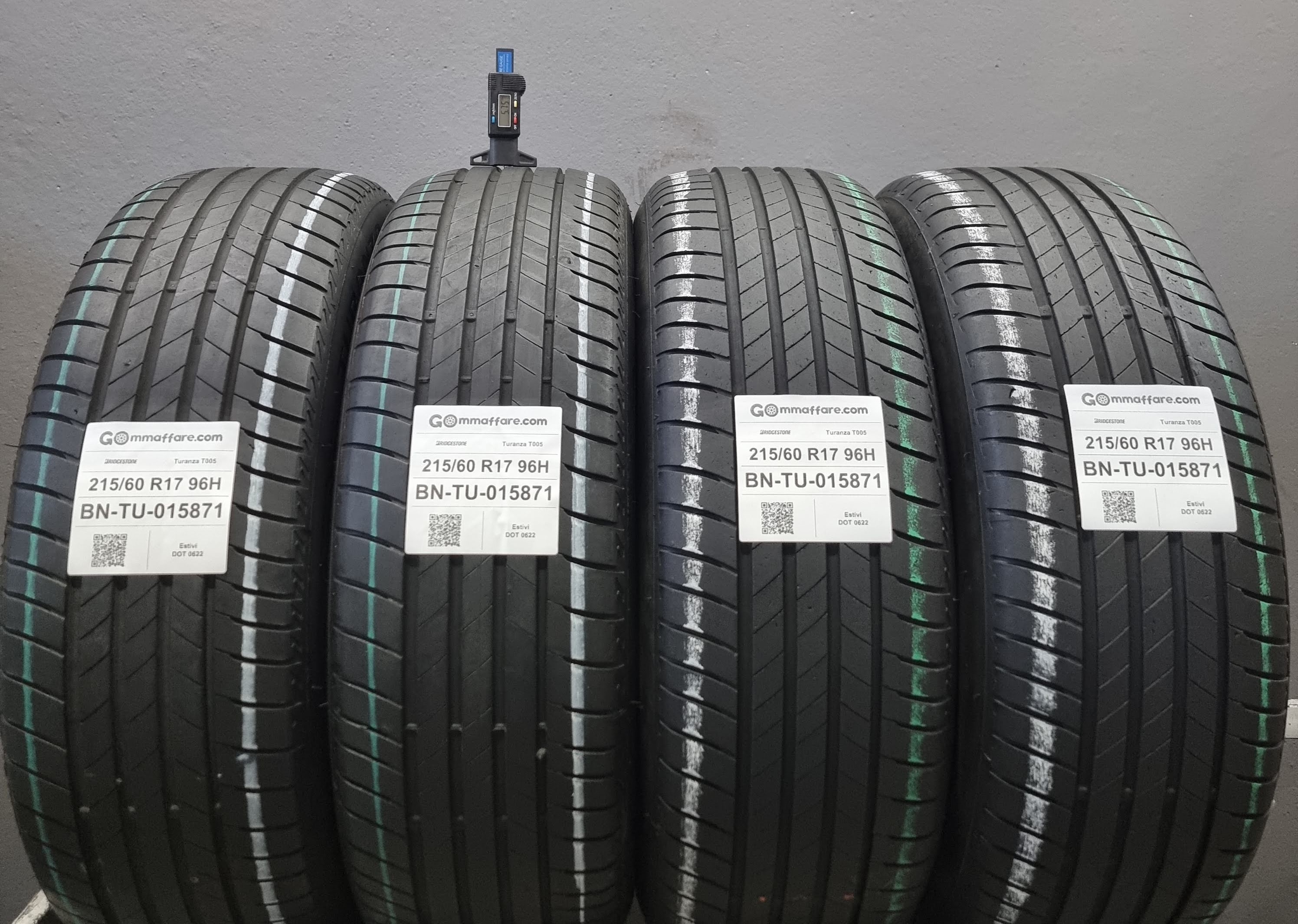 Bridgestone Turanza T005 215/60 R17