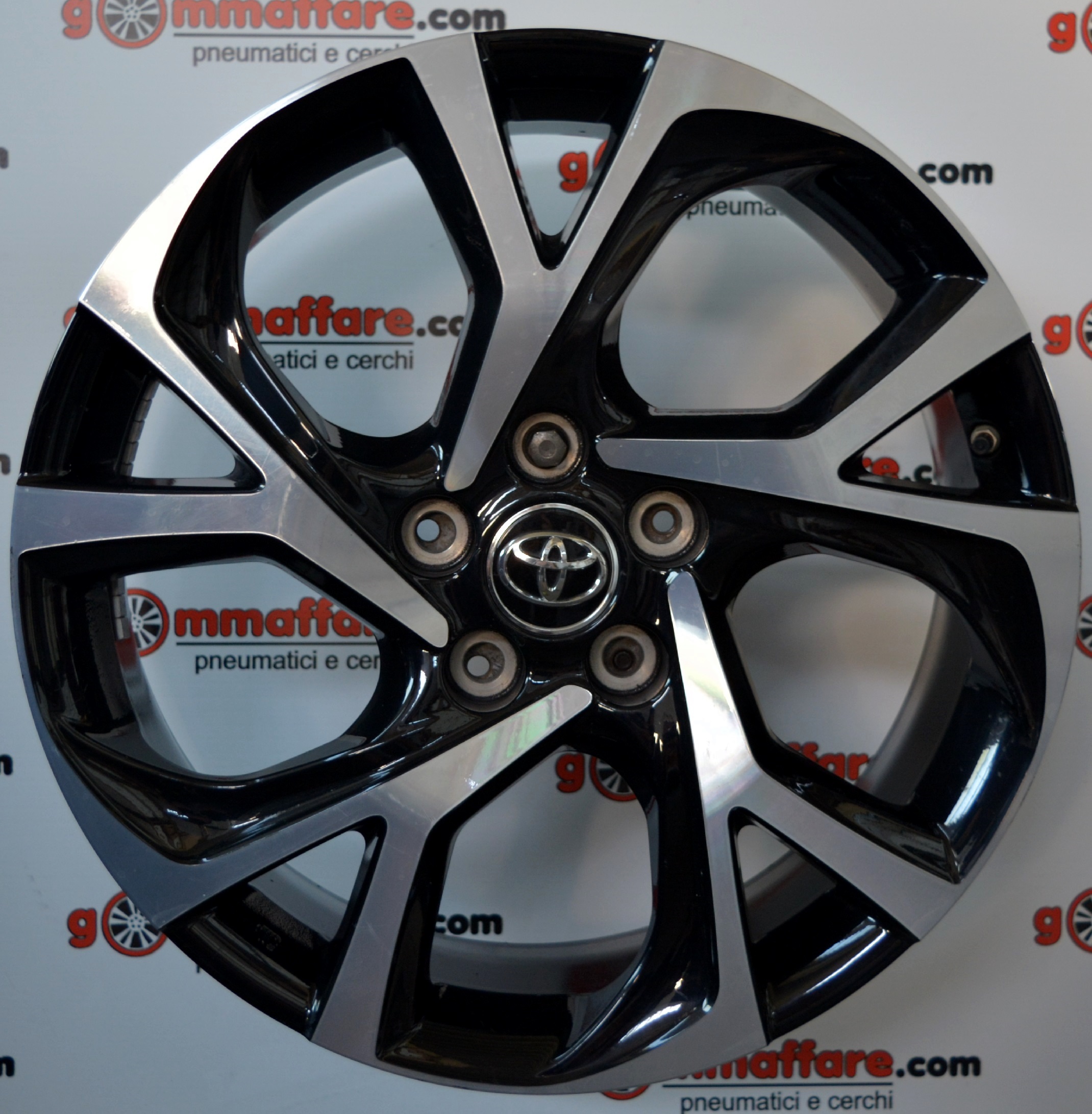 Toyota CH-R RAV4 18"