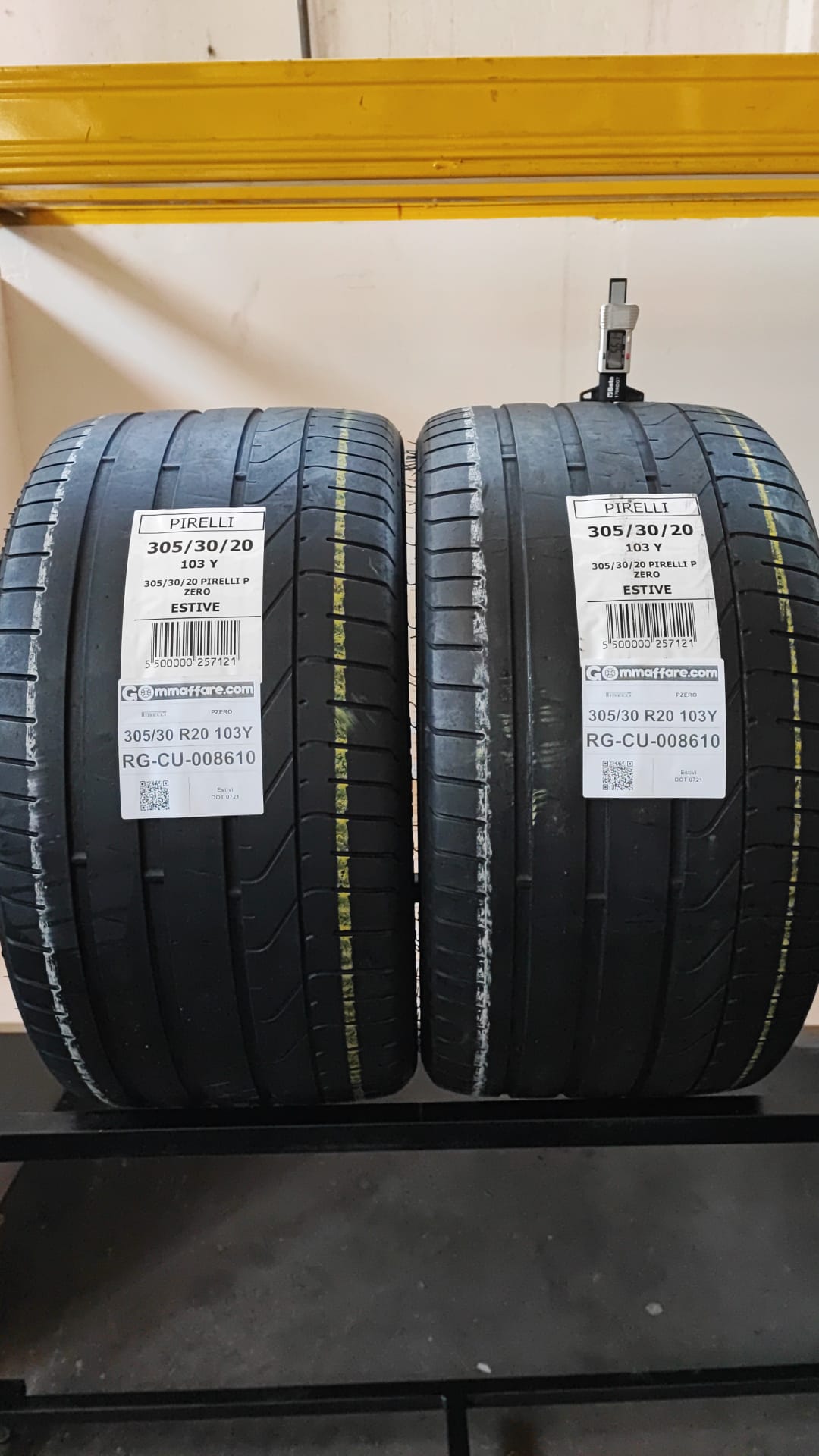 Pirelli PZERO 305/30 R20