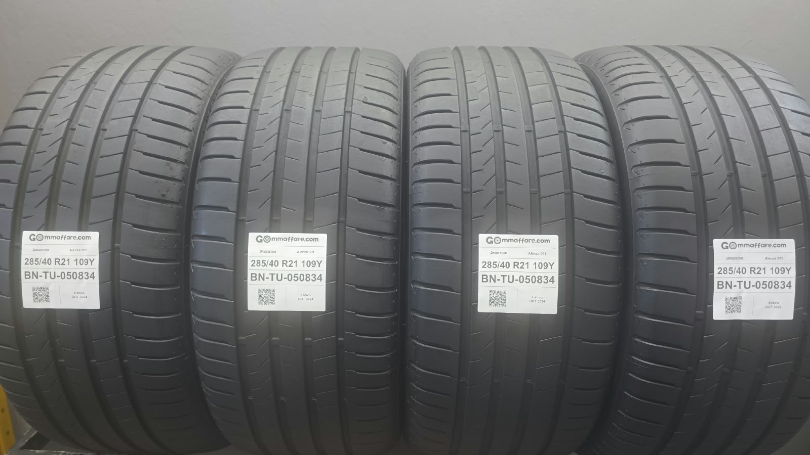 Bridgestone Alenza 001
