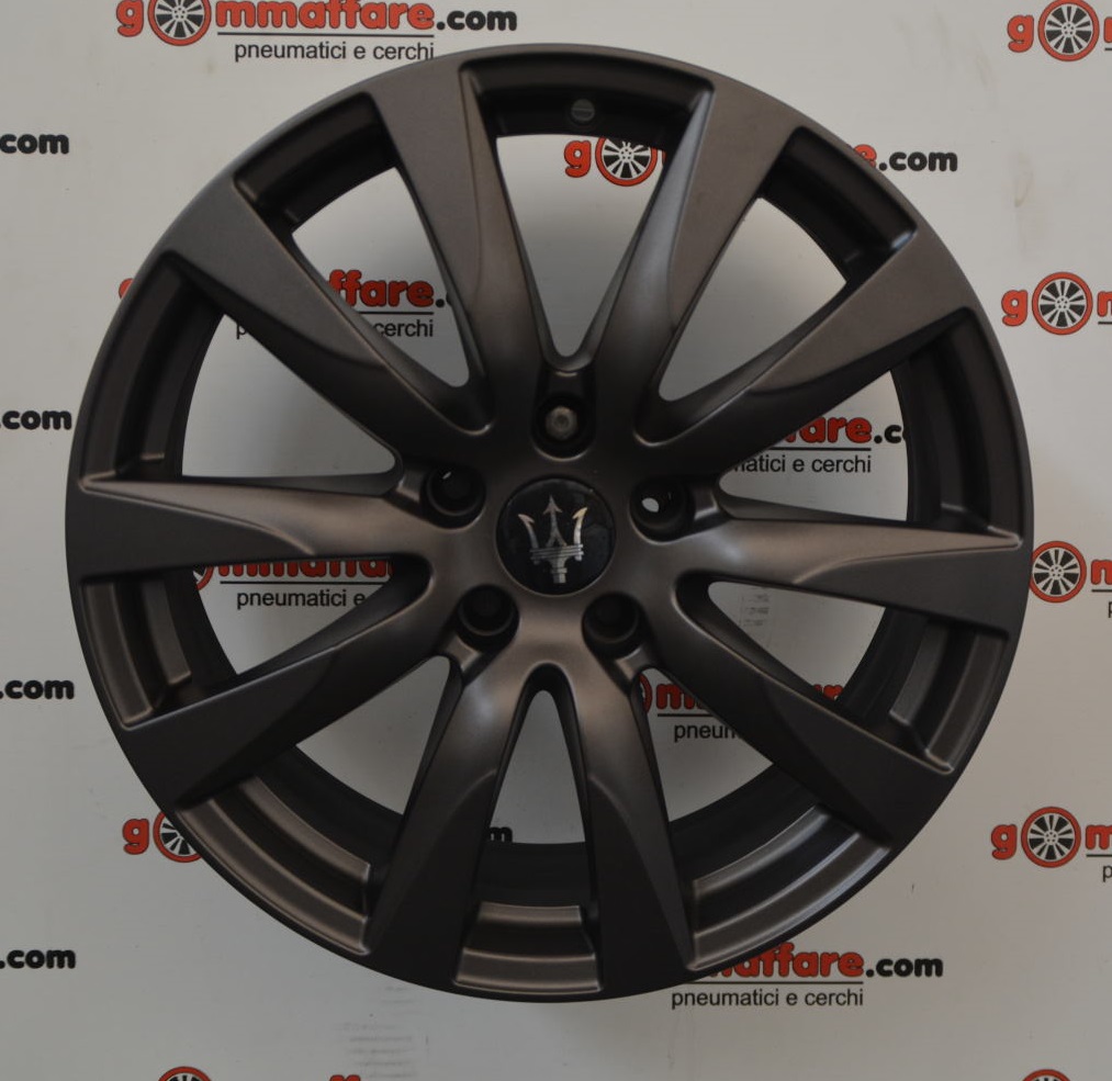 Maserati LEVANTE 18"