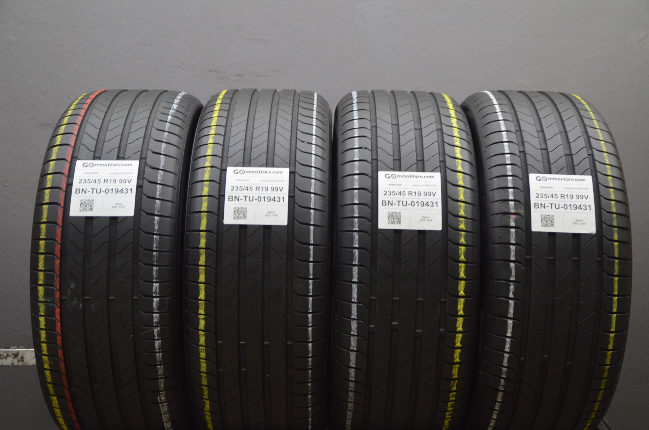 Bridgestone turanza 6 ENLITEN 235/45 R19