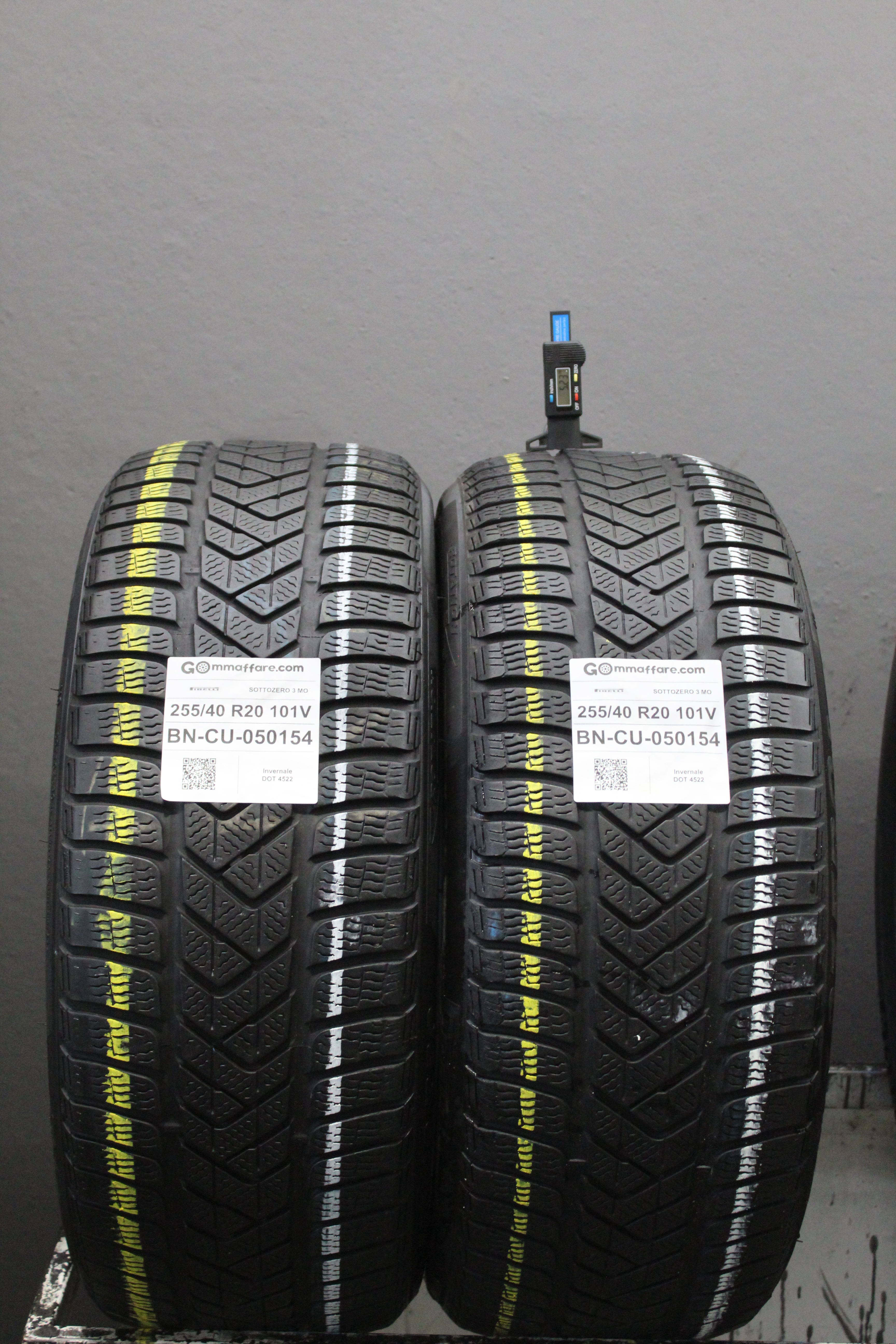 Pirelli SOTTOZERO 3 MO 255/40 R20