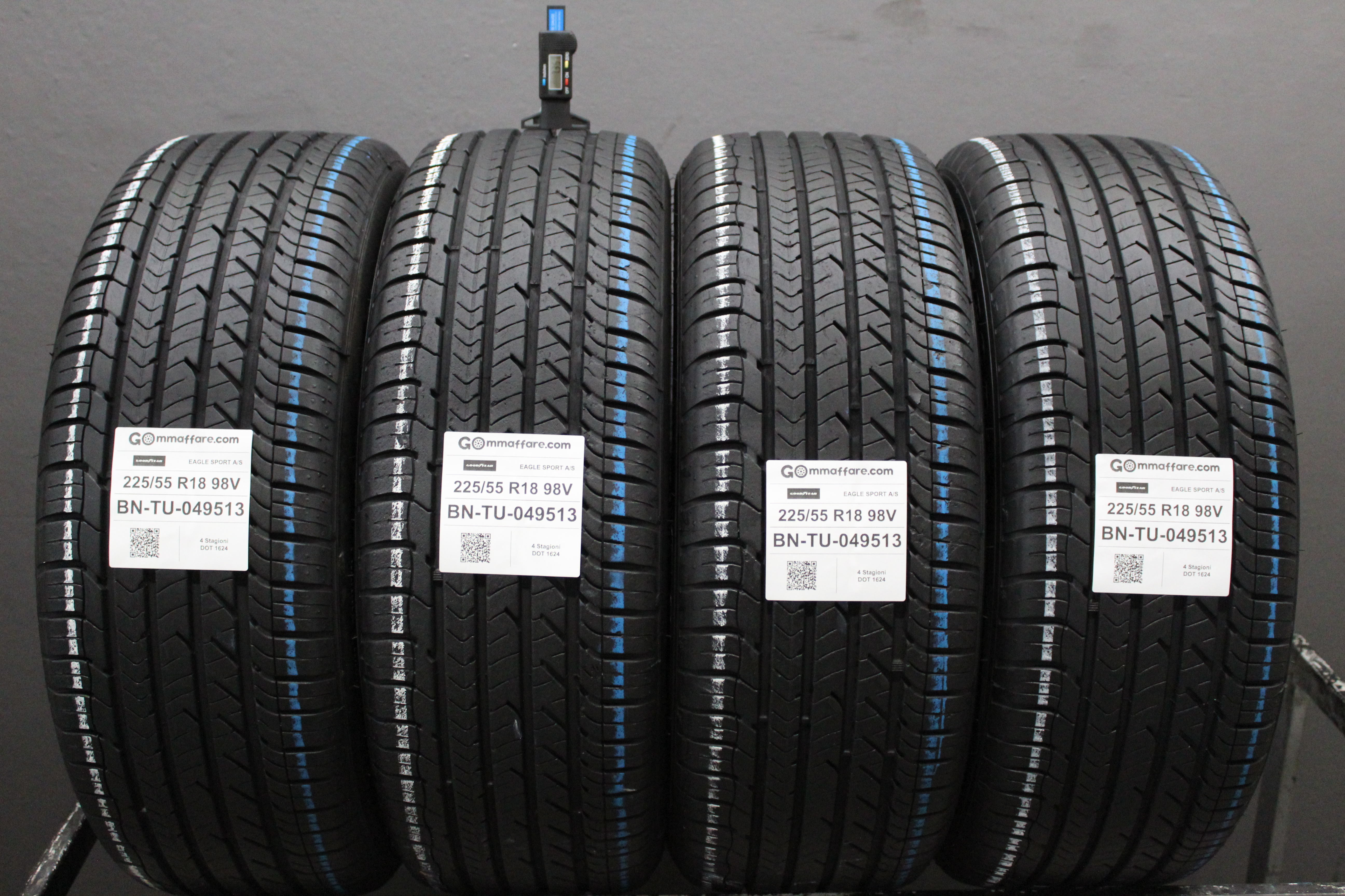 Goodyear EAGLE SPORT A/S 225/55 R18