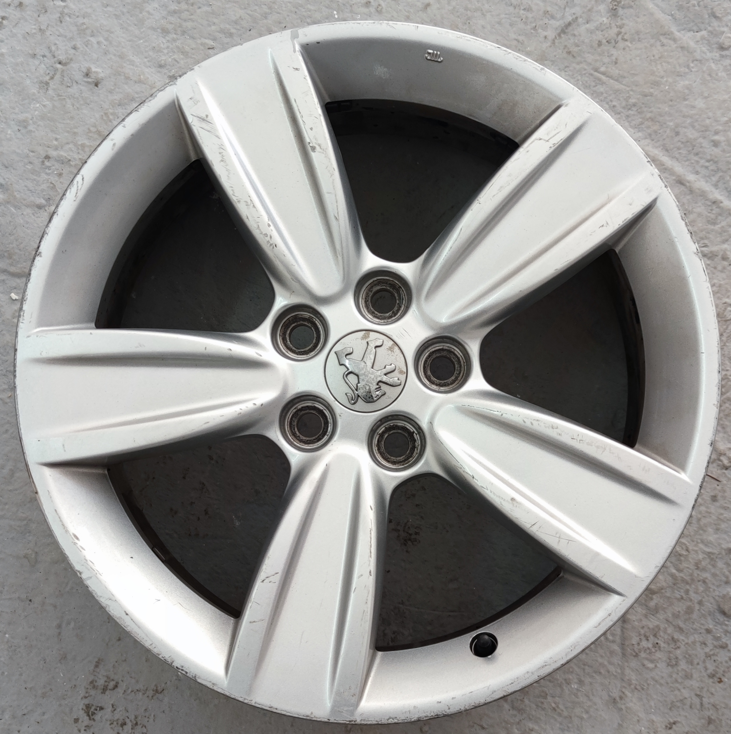 Peugeot 4008 18"