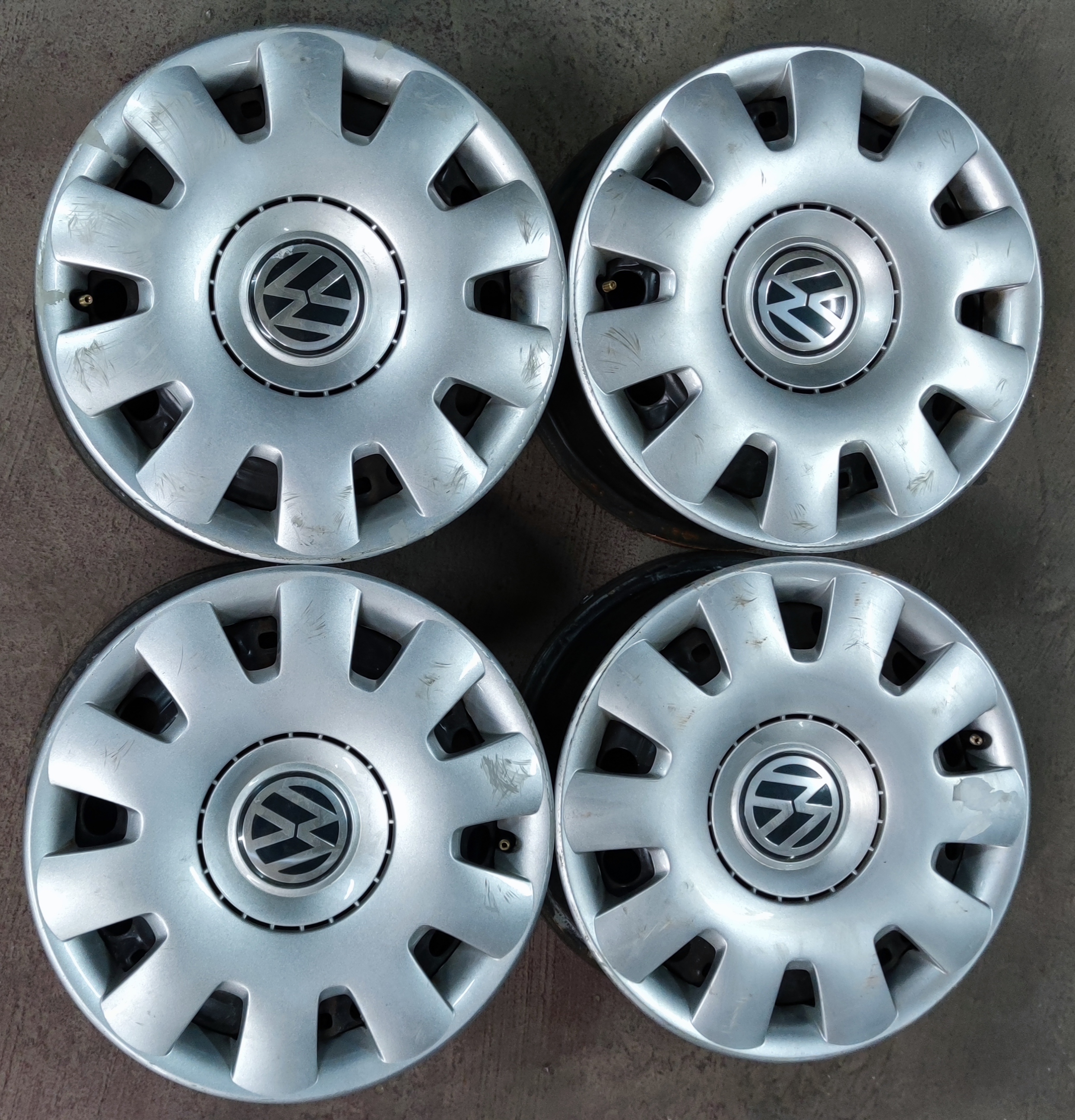 Volkswagen Polo 15"