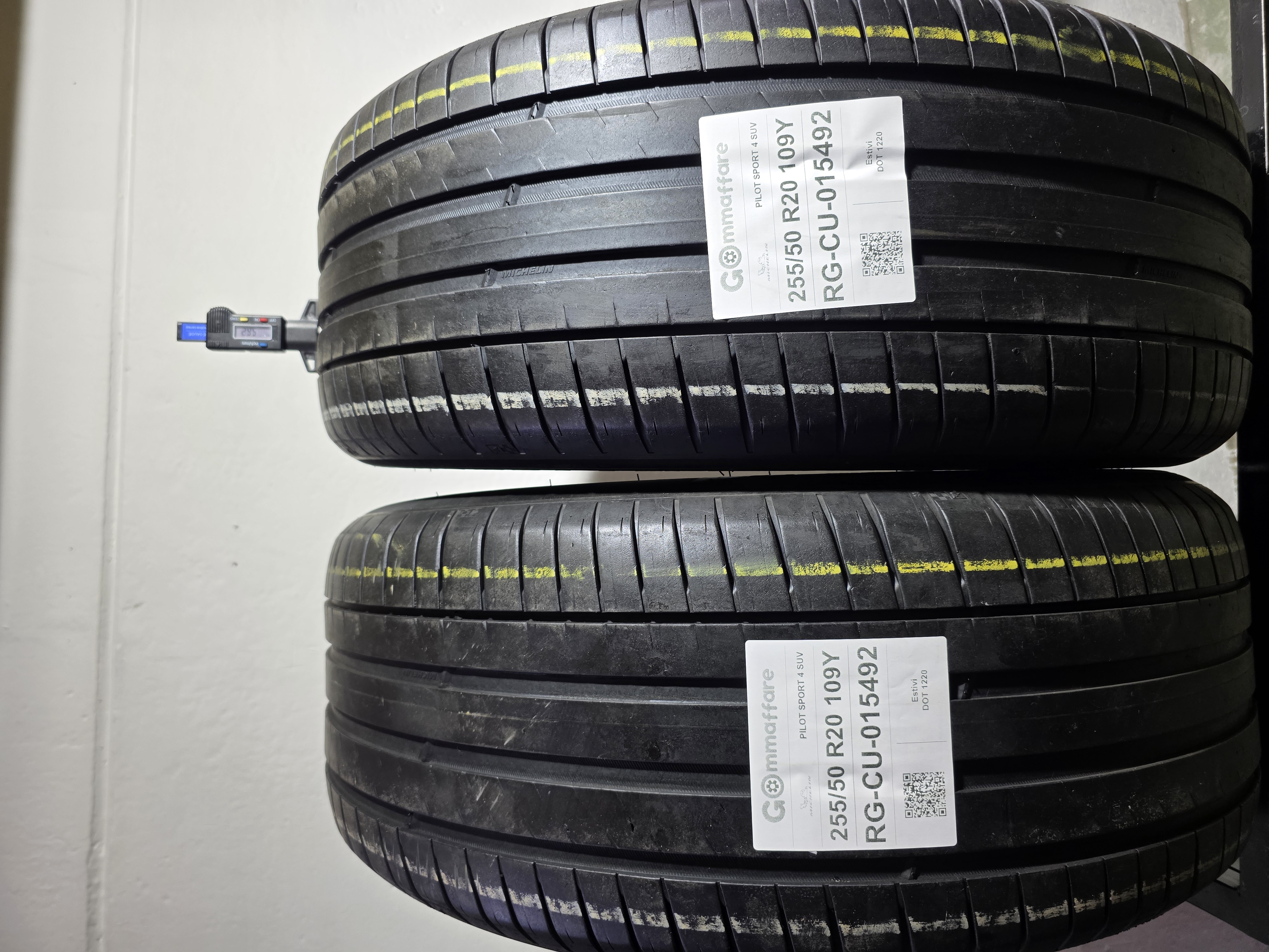 Michelin PILOT SPORT 4 SUV 255/50 R20