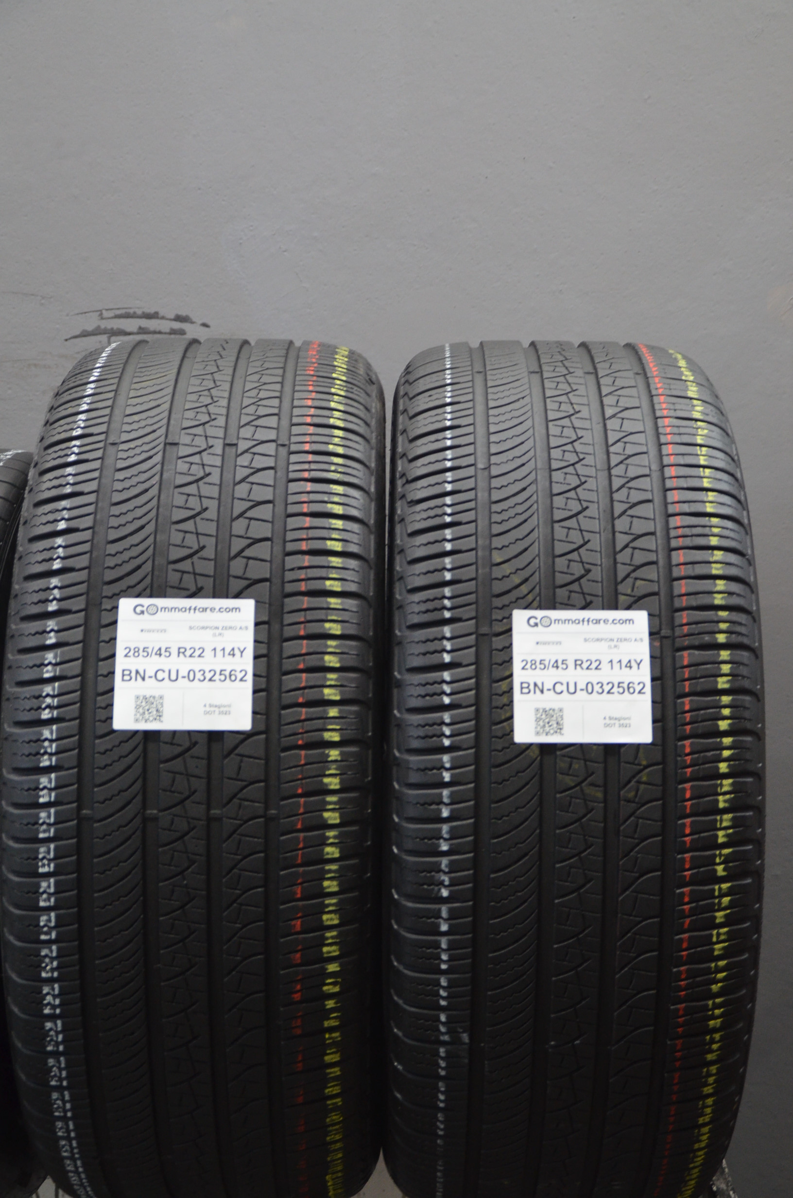 Pirelli SCORPION ZERO A/S (LR) 285/45 R22