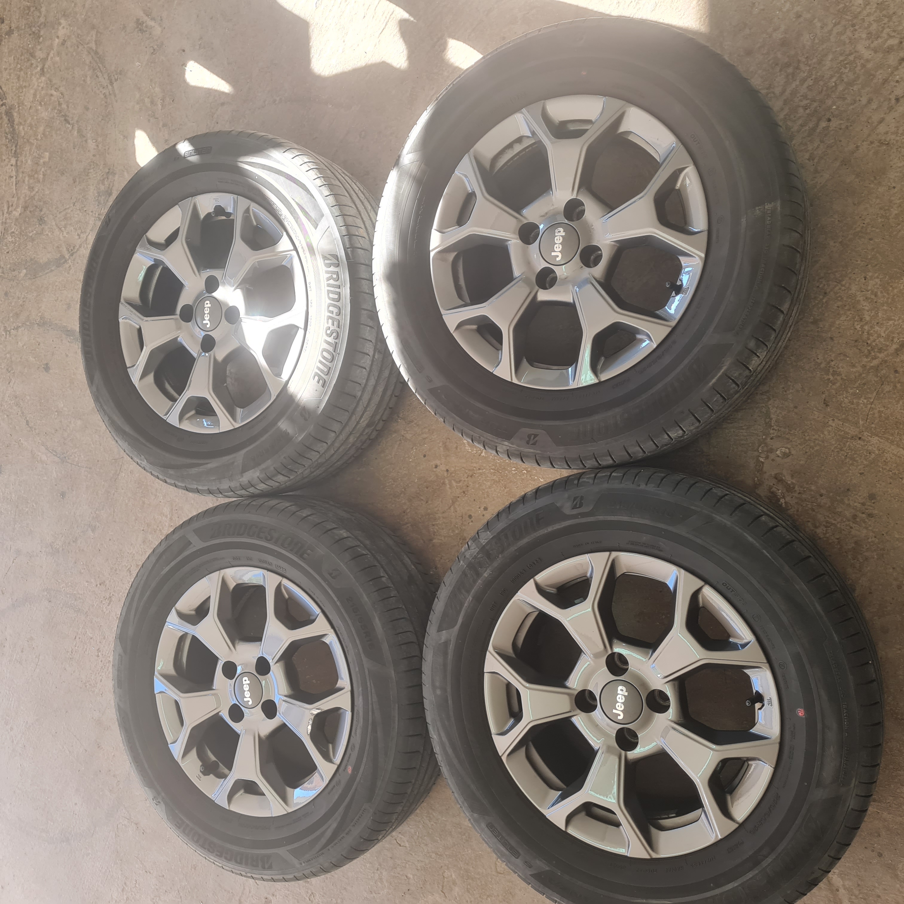 Jeep Mopar AVENGER  (KIT COMPLETO)  52197380 16"