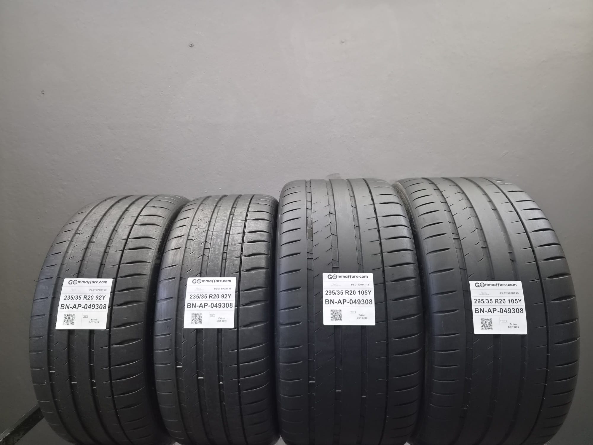 Michelin PILOT SPORT 4S 235/35 R20