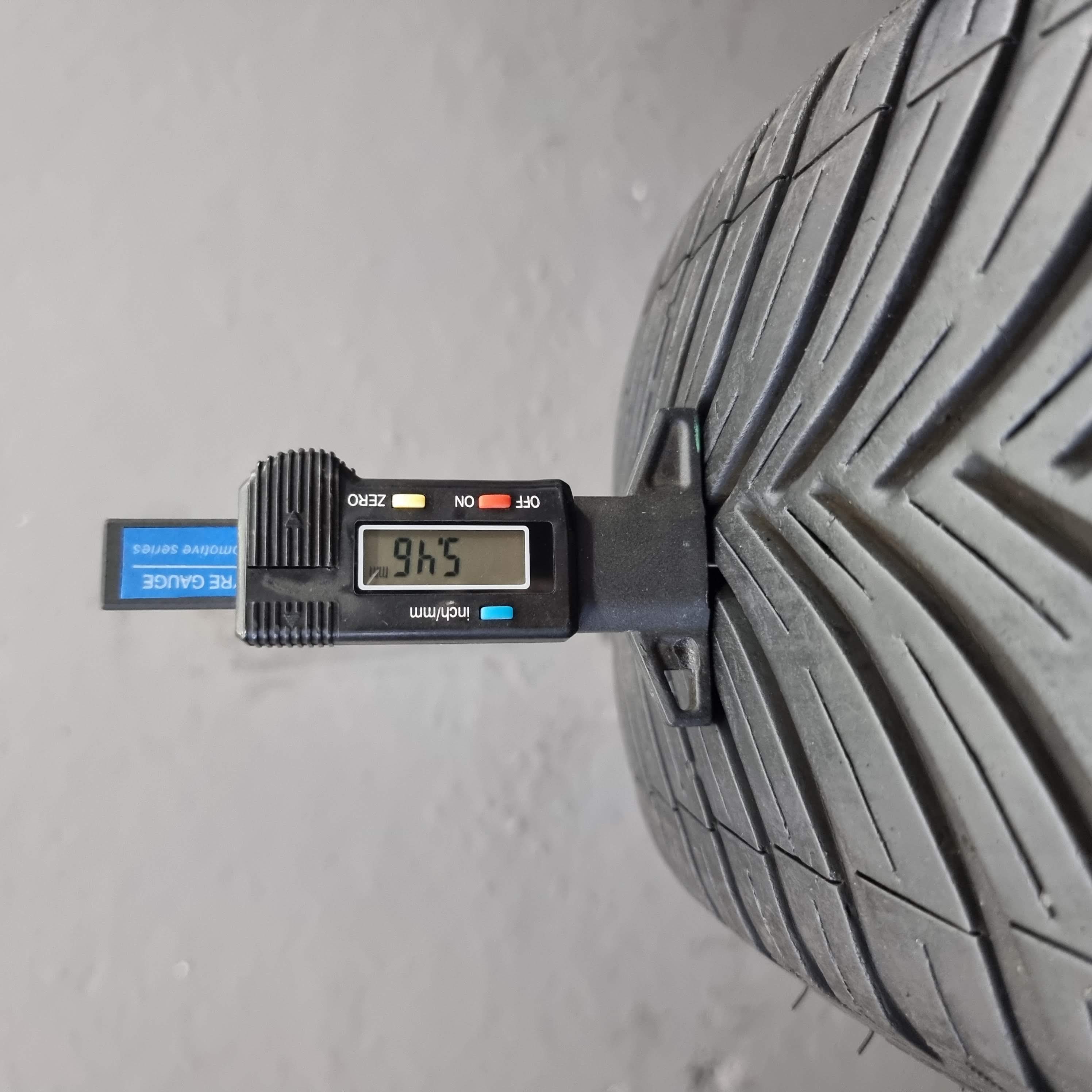 Kleber QUADRAXER 3 195/60 R16