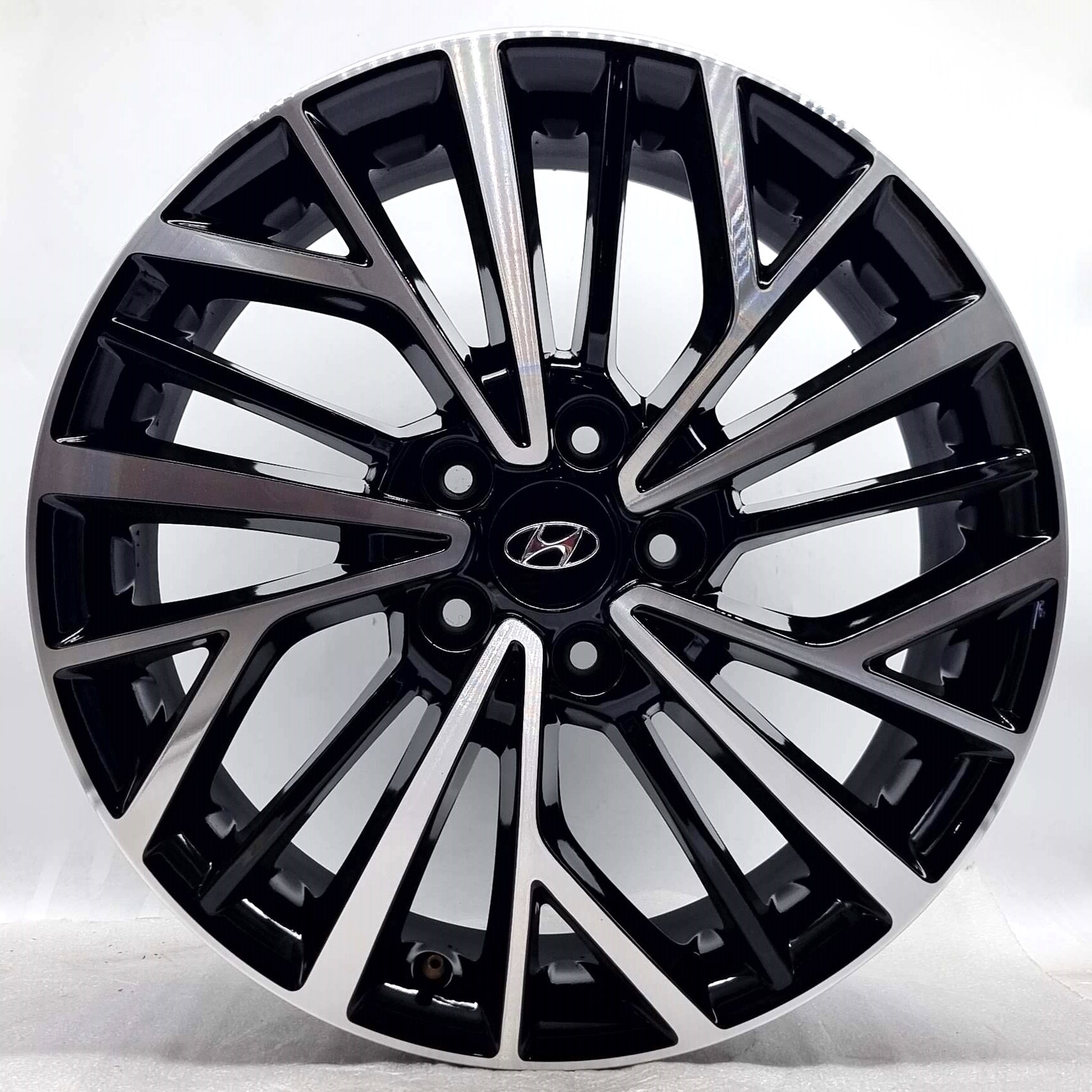 Hyundai TUCSON IX35 52910D7320 18"