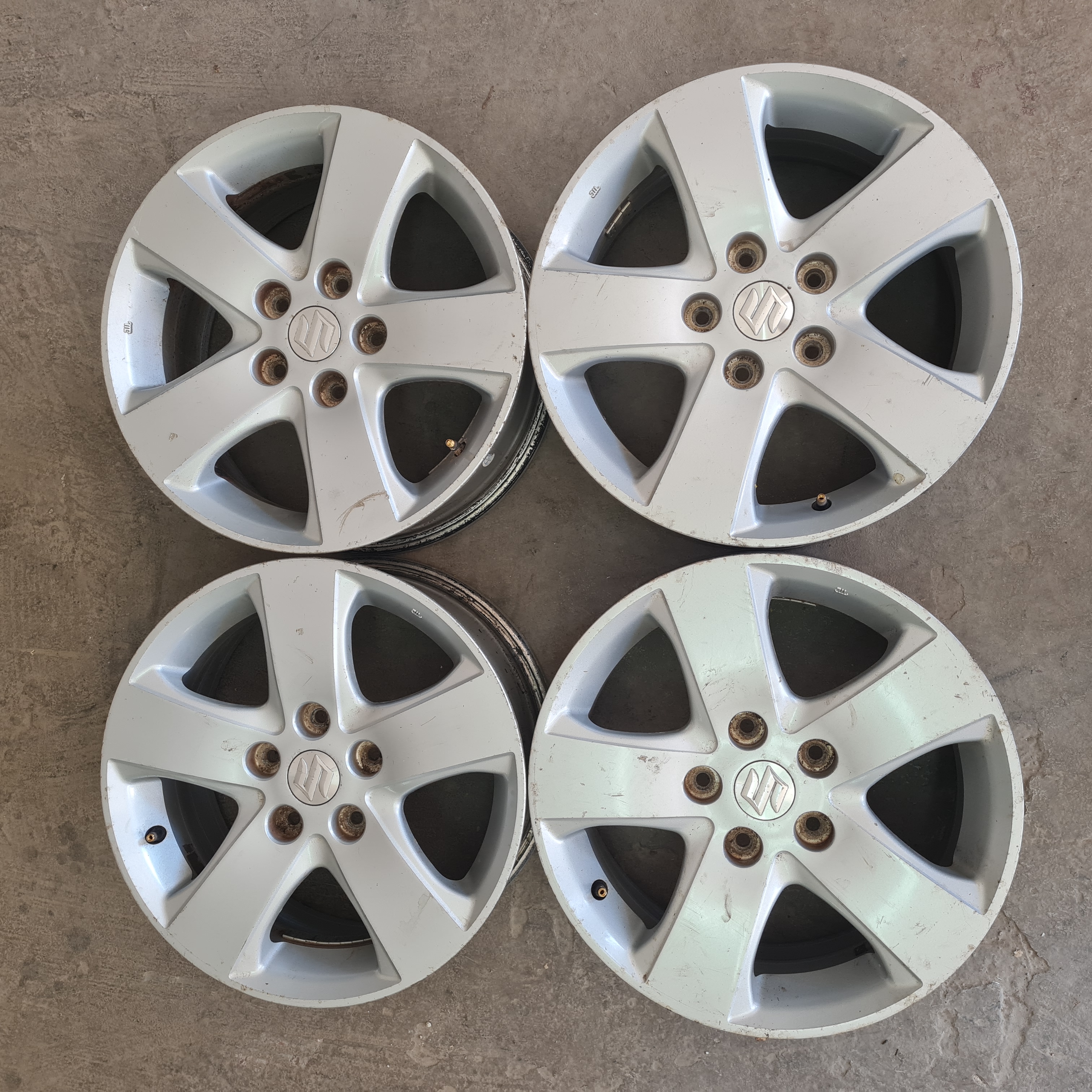 Suzuki GRAND VITARA 4321065J10