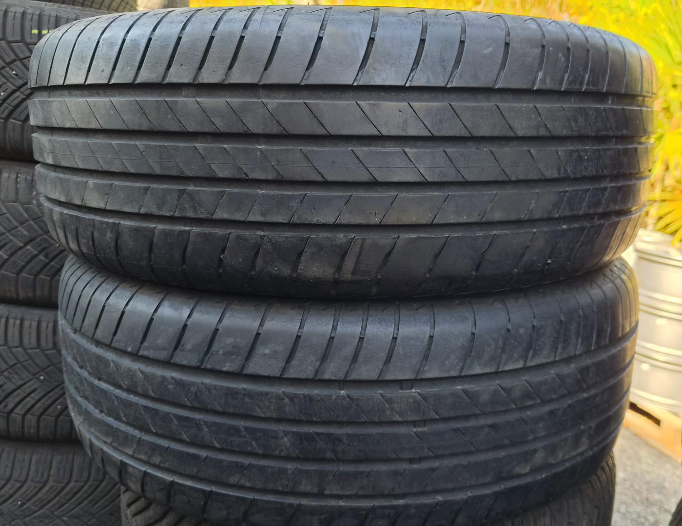 Bridgestone Turanza T005