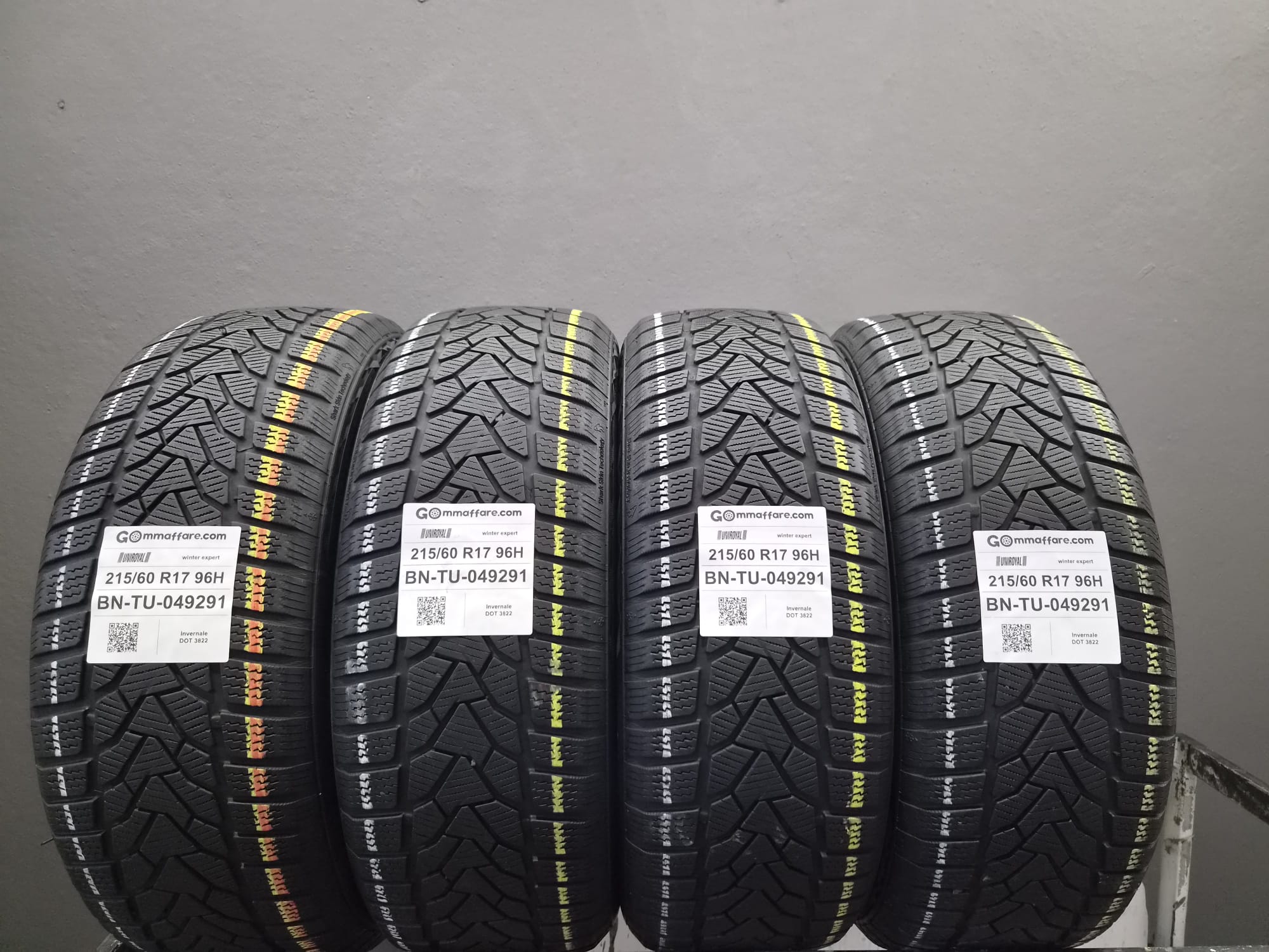 Uniroyal winter expert 215/60 R17