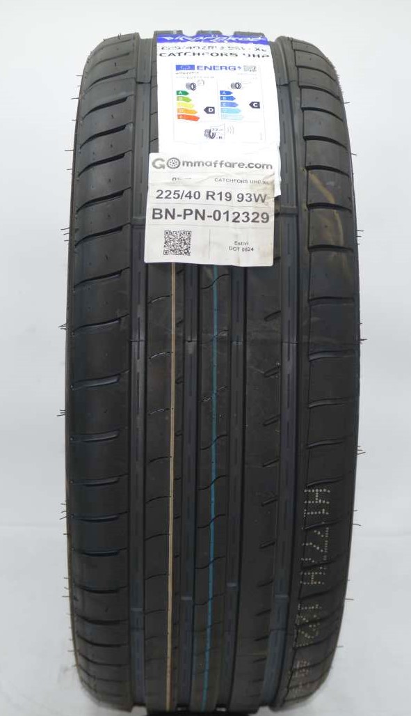 Windforce CATCHFORS UHP XL 225/40 R19