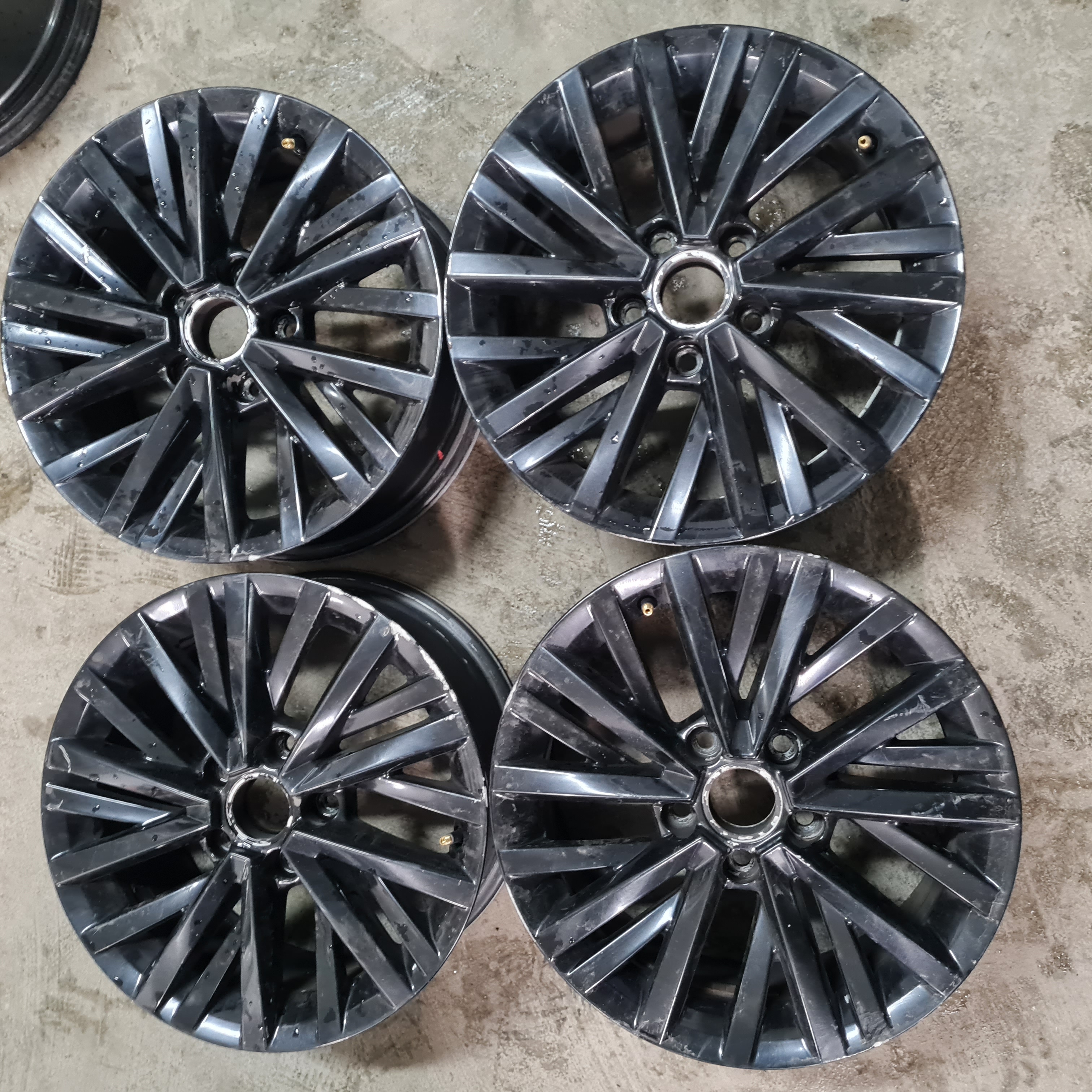 Volkswagen T-ROC TAOS 2GA601025AA