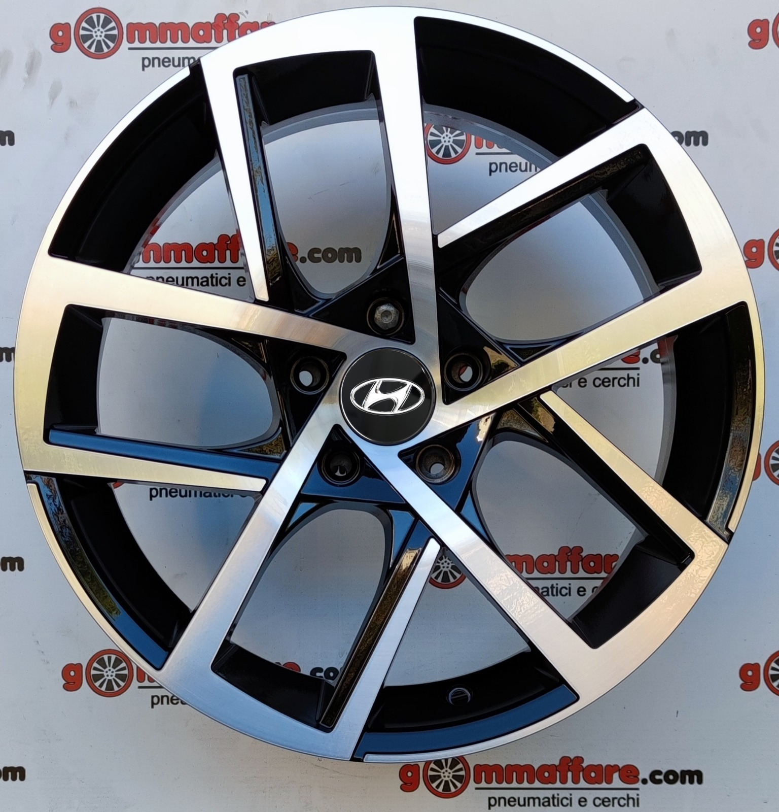 Kia HYUNDAI KIA 17"