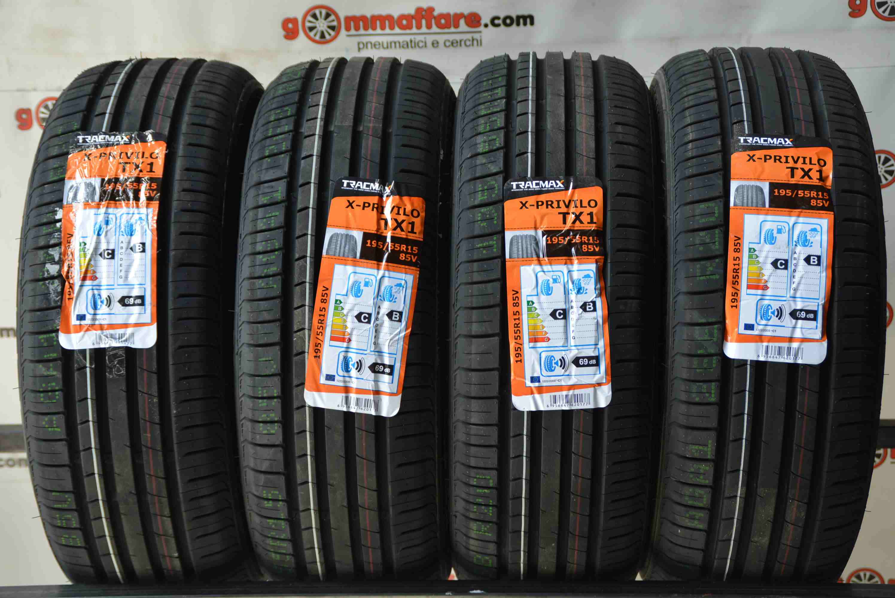 Tracmax X Privilo TX-1 195/55 R15
