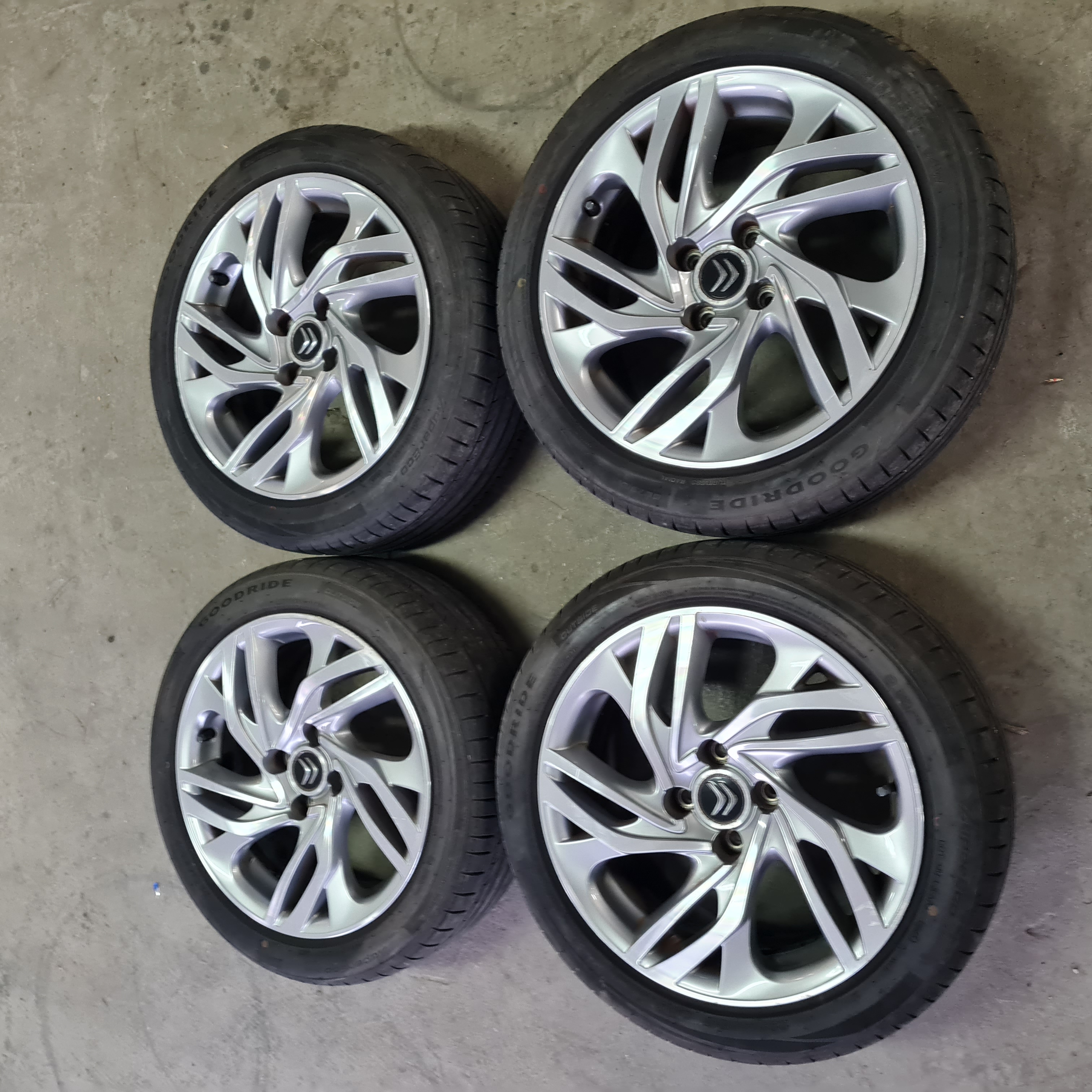 Citroen C4 DS KIT COMPLETO 17"