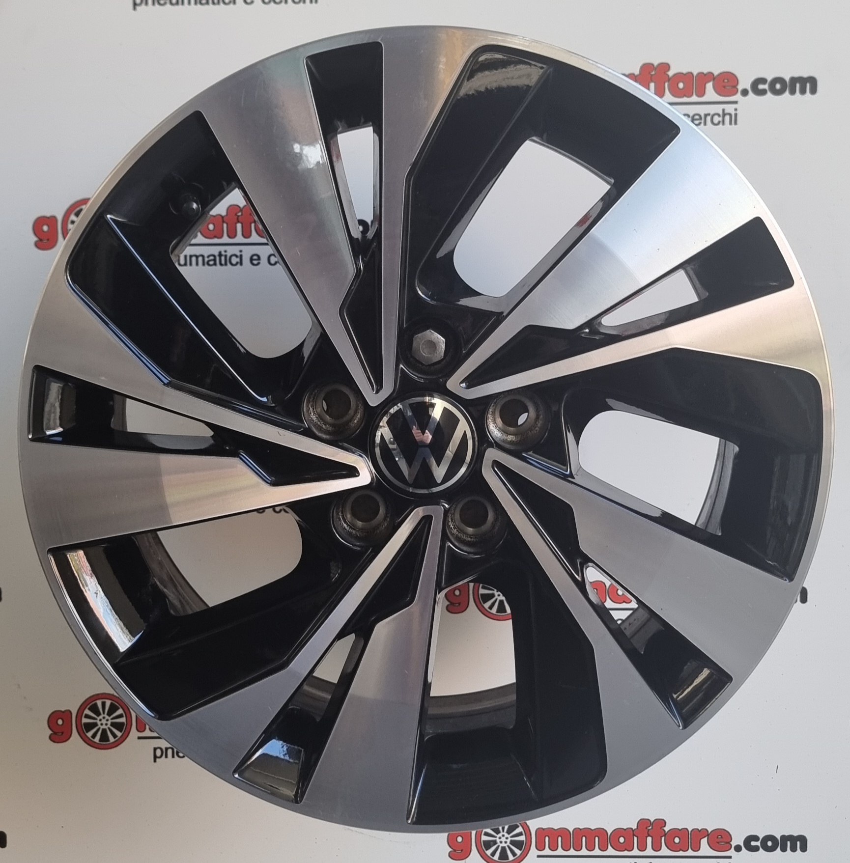 Volkswagen POLO NEW 15"