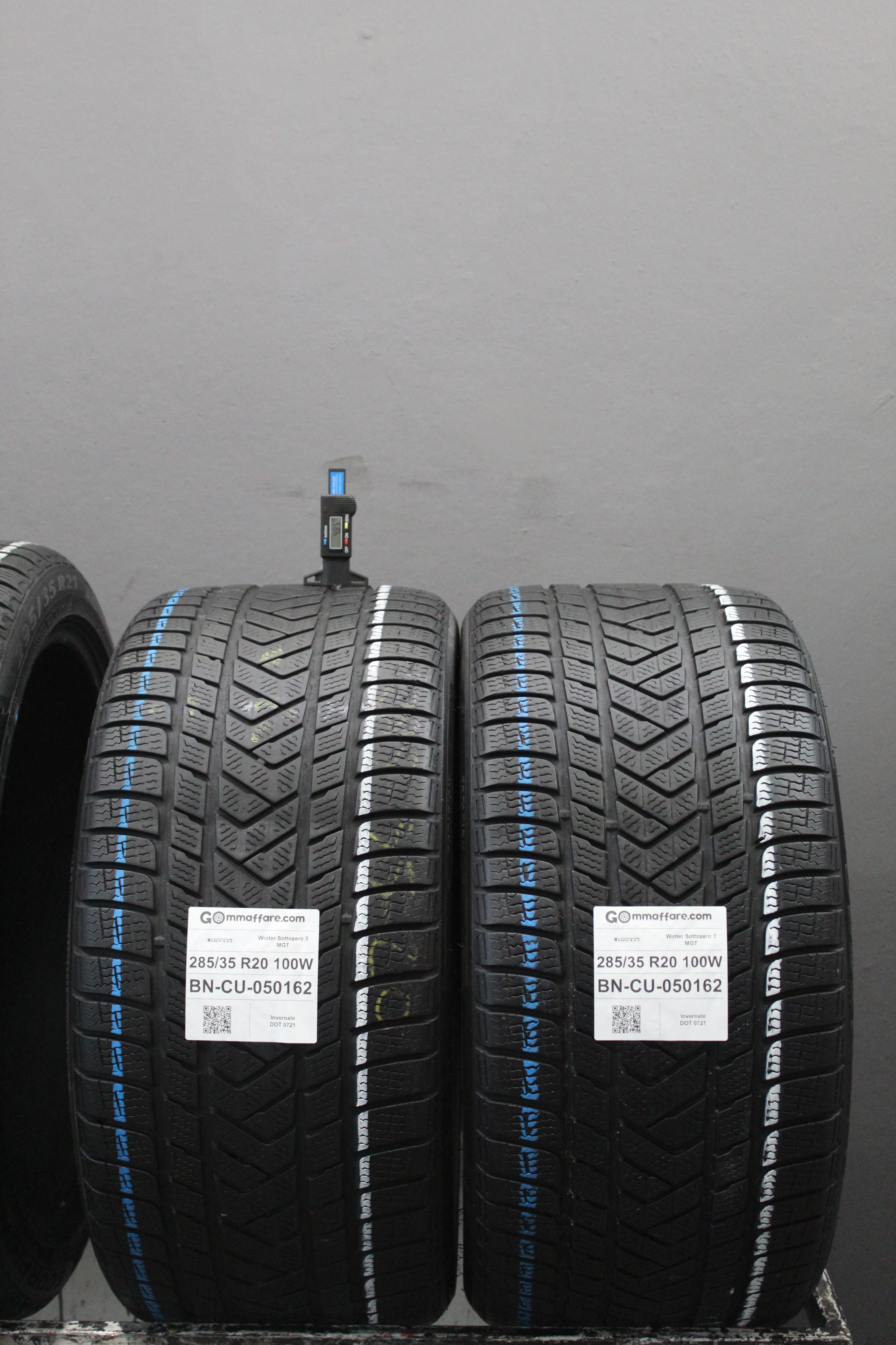 Pirelli Winter Sottozero 3 MGT 285/35 R20