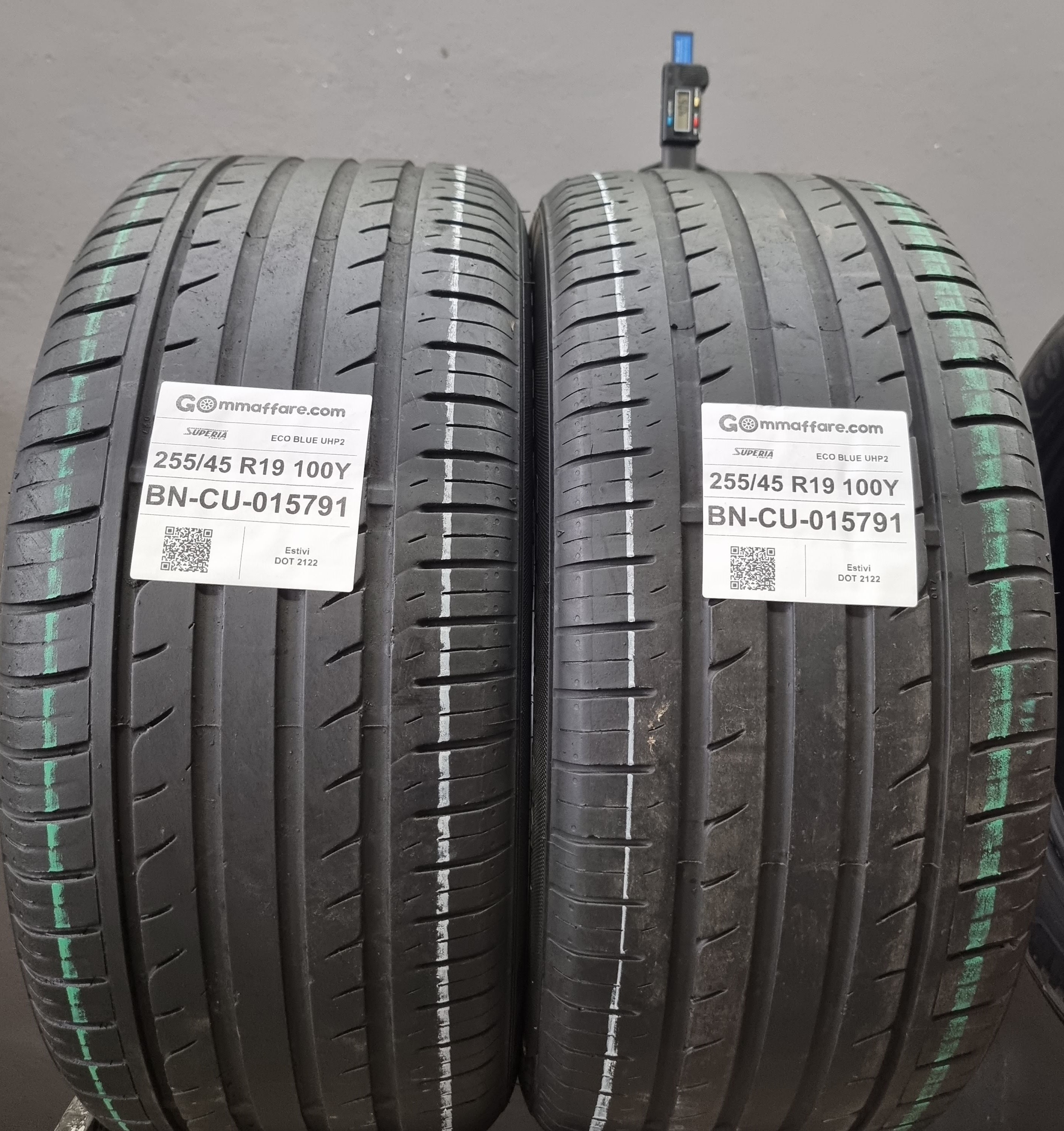 Superia ECO BLUE UHP2 255/45 R19