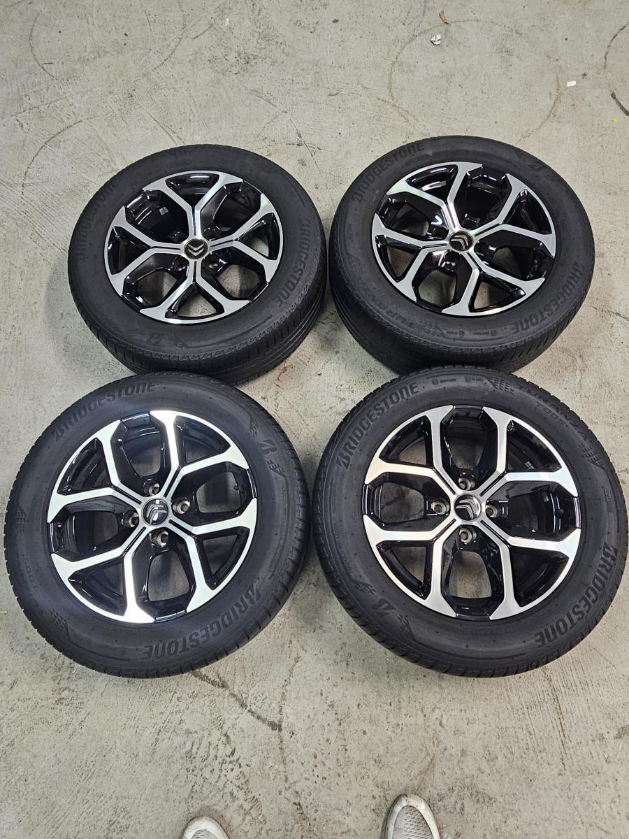 Citroen C3 AIRCROSS X 2024 16"