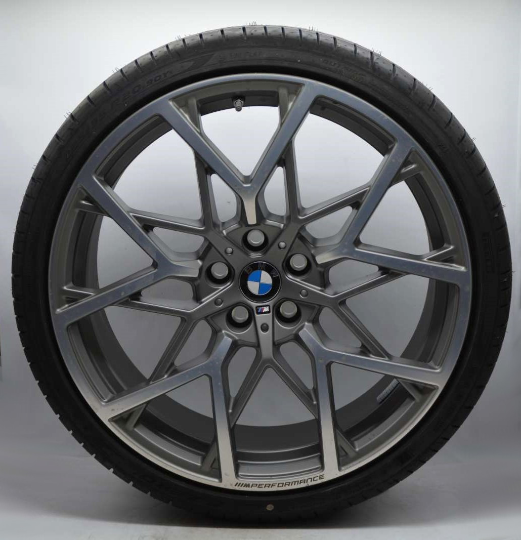 Pirelli P-ZERO PZ4