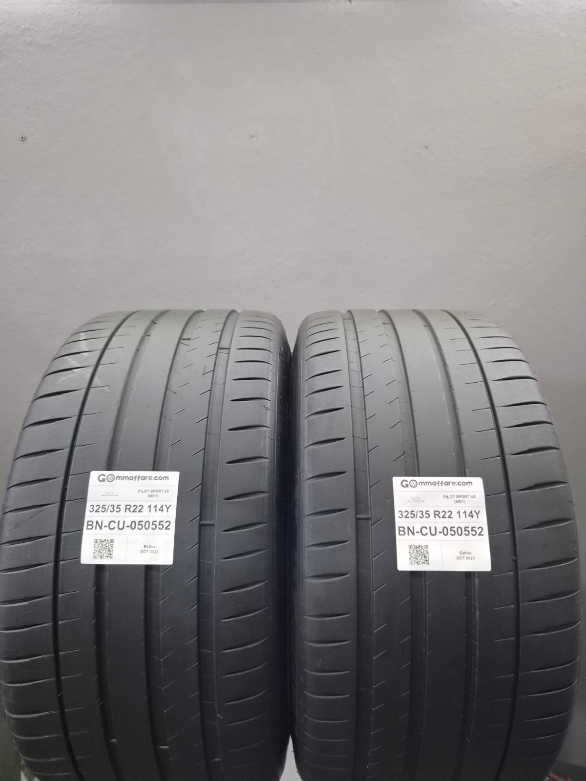 Michelin PILOT SPORT 4S (MO1) 325/35 R22