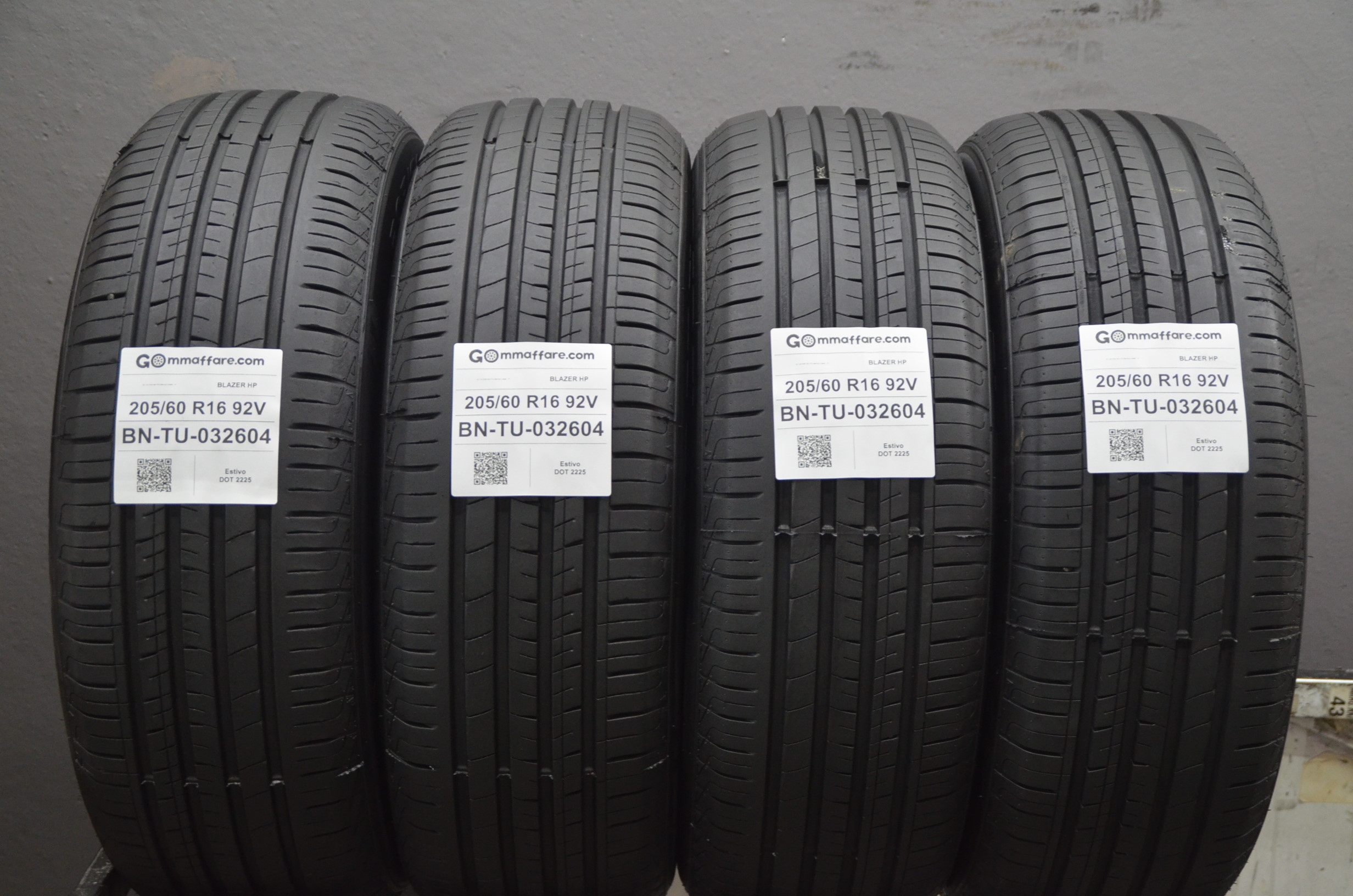 Compasal BLAZER HP 205/60 R16