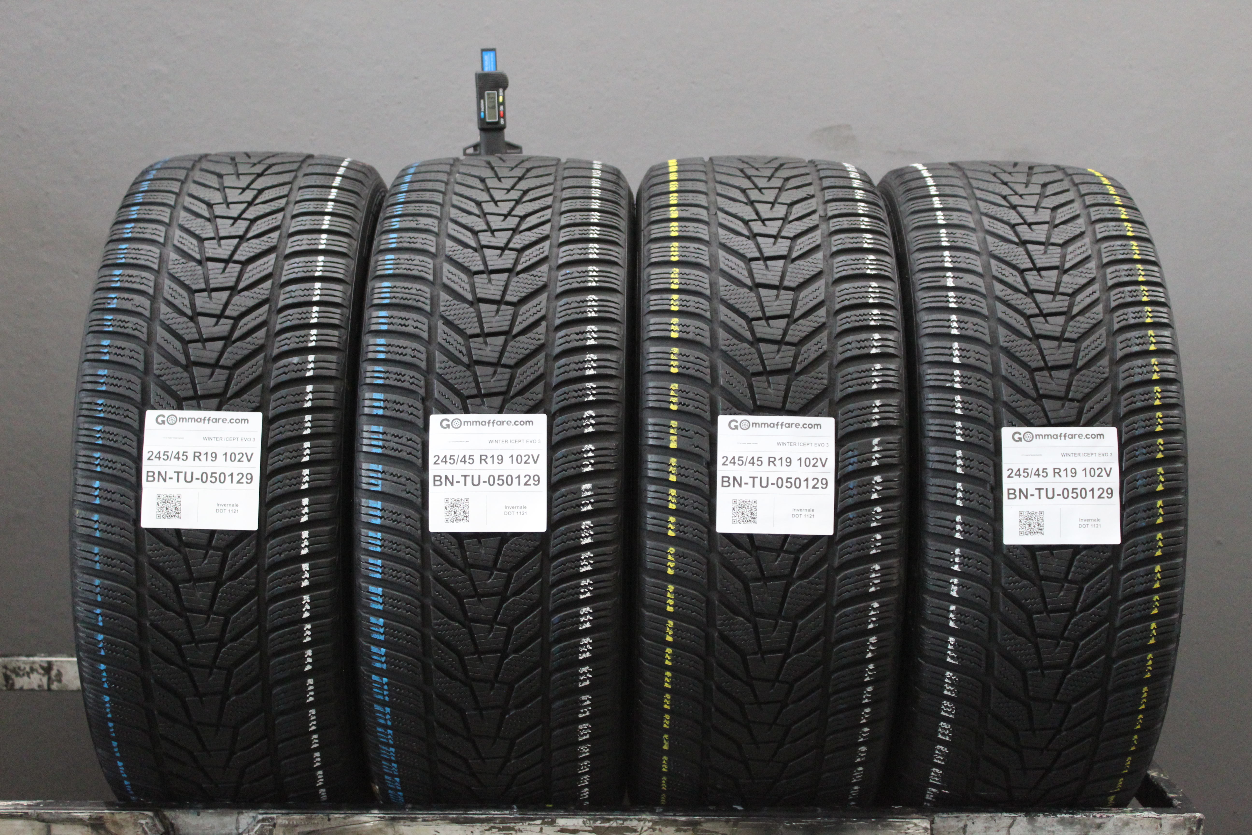 Hankook WINTER ICEPT EVO 3 245/45 R19