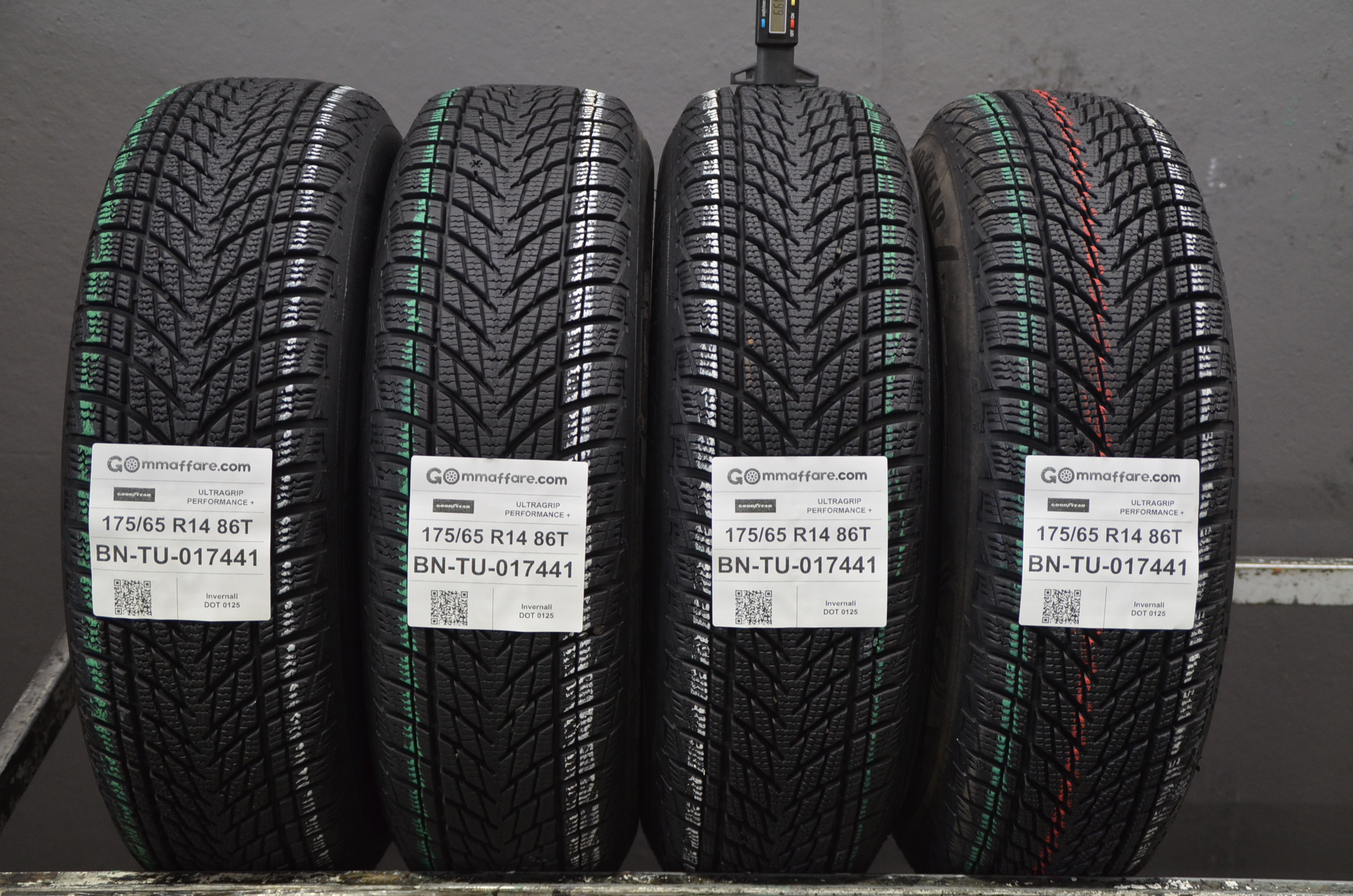 Goodyear ULTRAGRIP PERFORMANCE + 175/65 R14